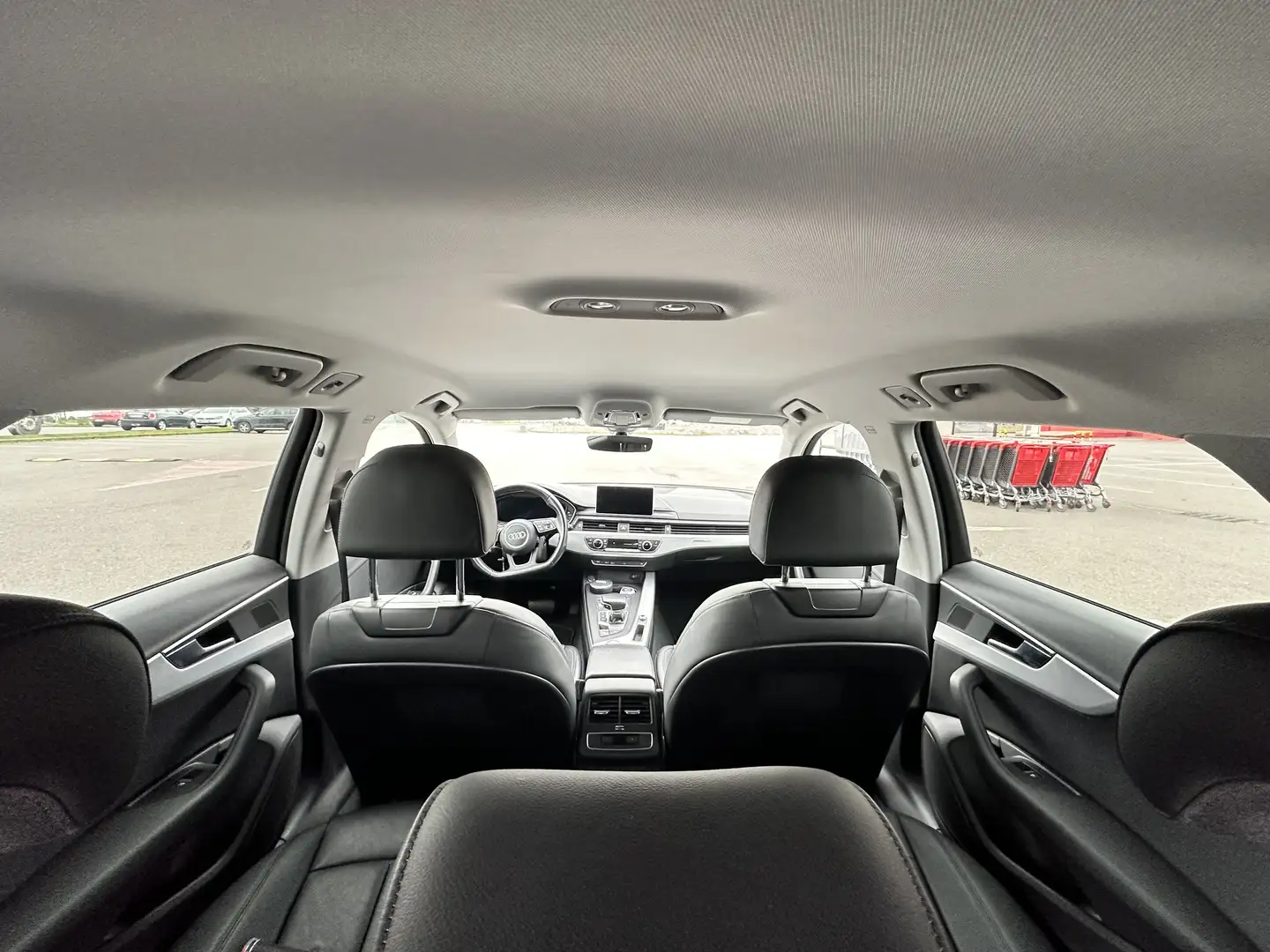 Audi A4 Avant 2.0 TDI S tronic - 1