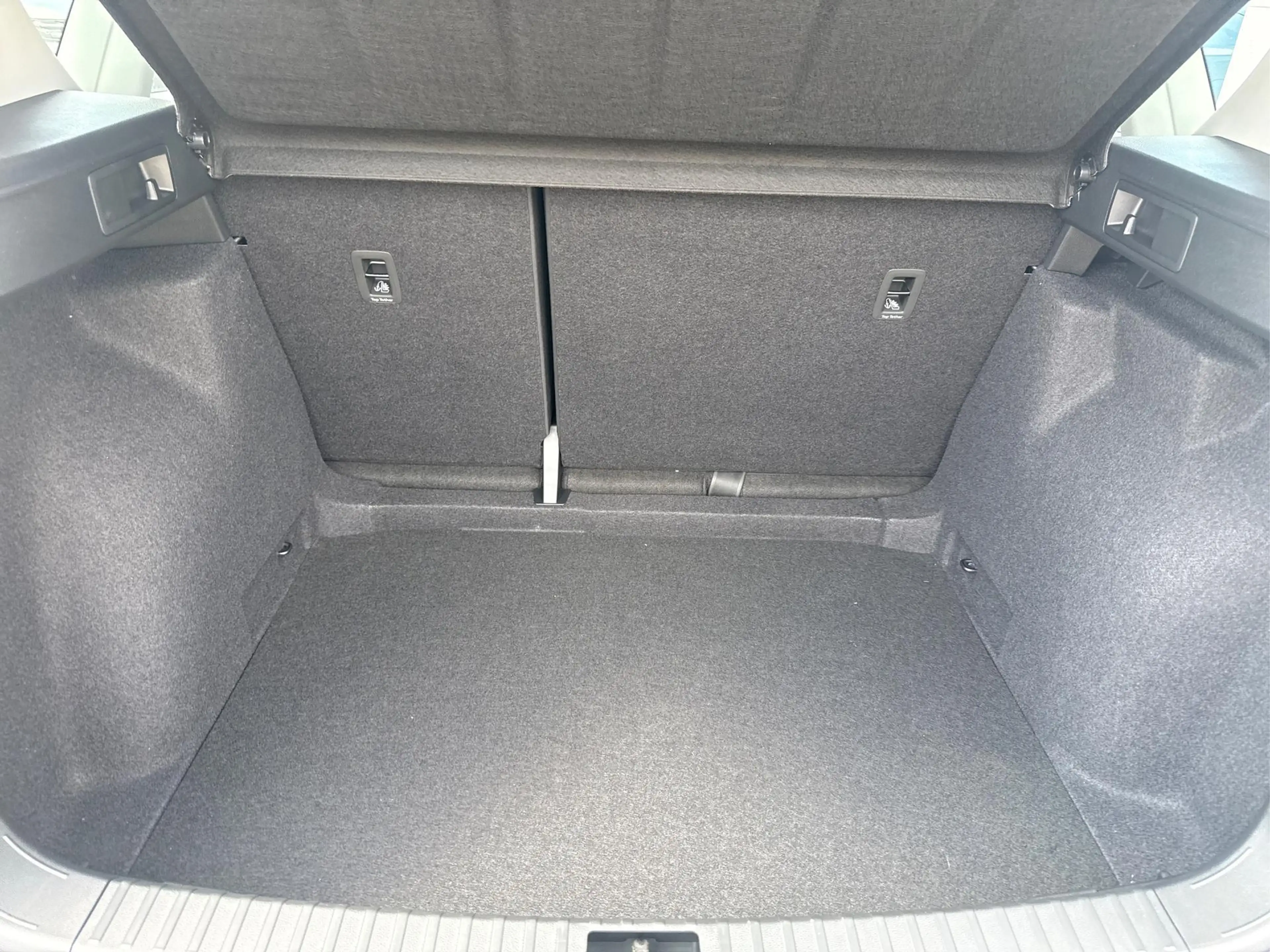 SEAT Ateca EDITION SHZ Alwetterreifen KLIMAAUTOMATIK TEMPO... — photo 13