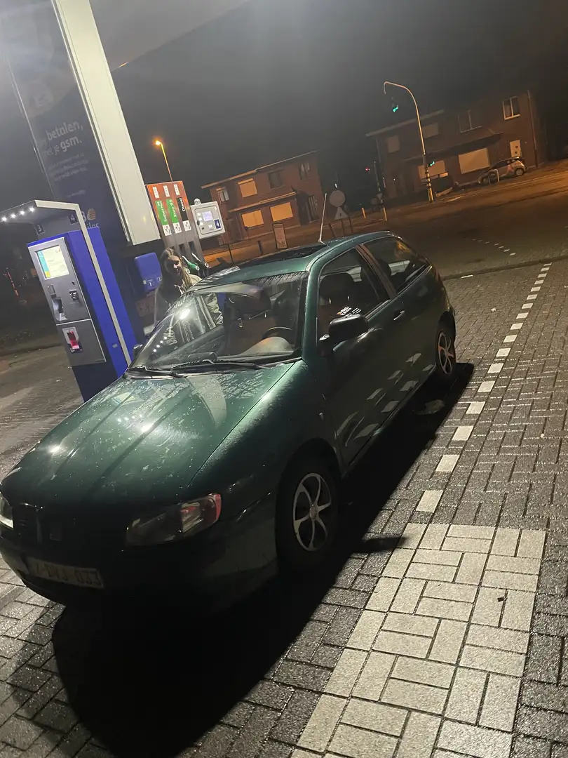 SEAT Ibiza 1.4 Hattrick - 1