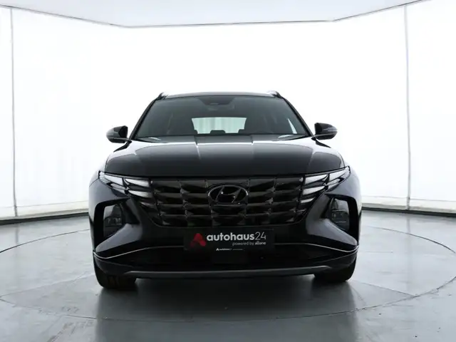 Hyundai Tucson view 2