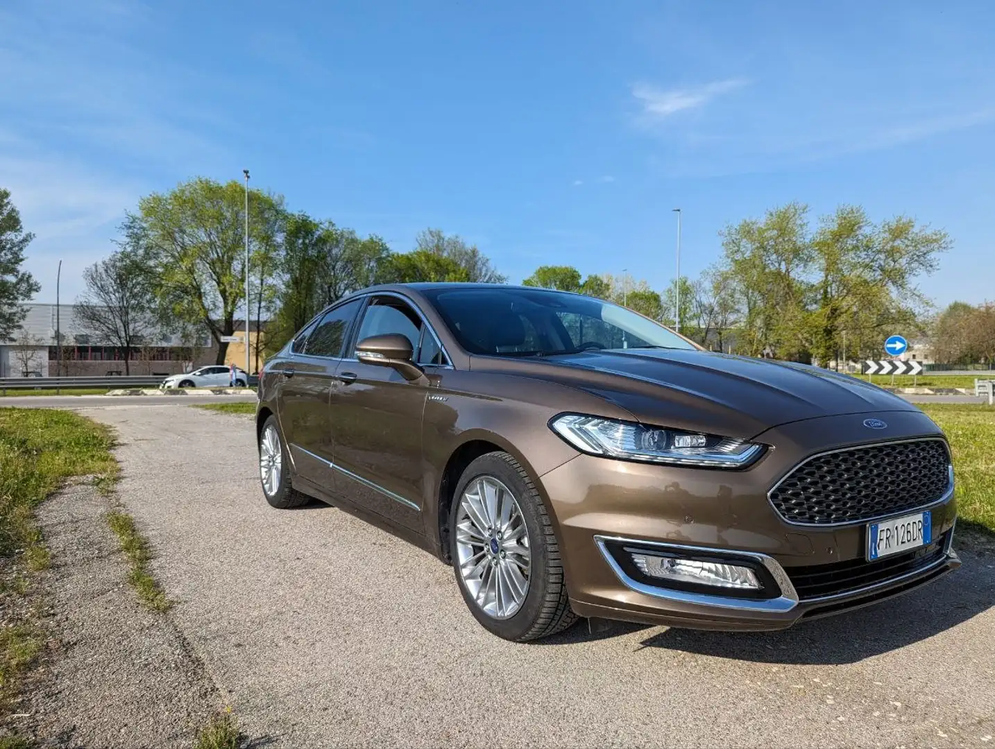 Ford Mondeo Mondeo 4p 2.0 hybrid Vignale ecvt - 2