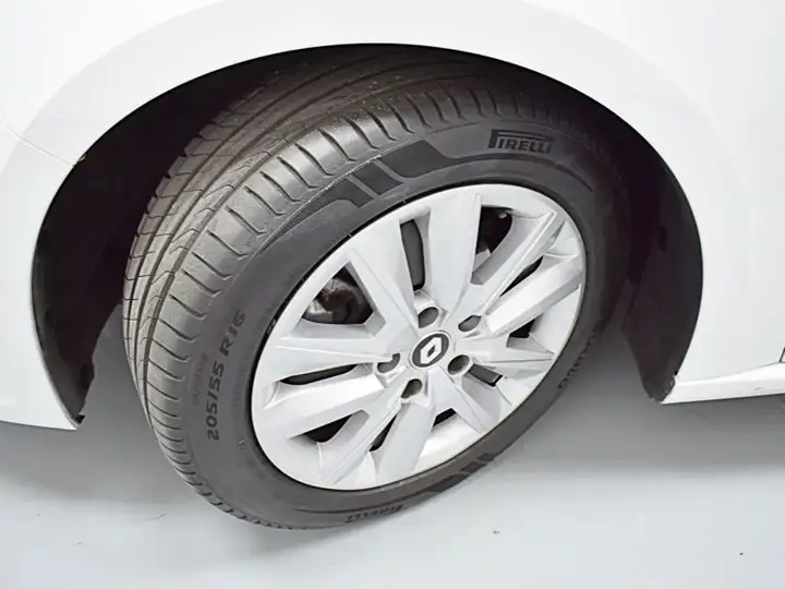 Renault Mégane 2023, foto 42