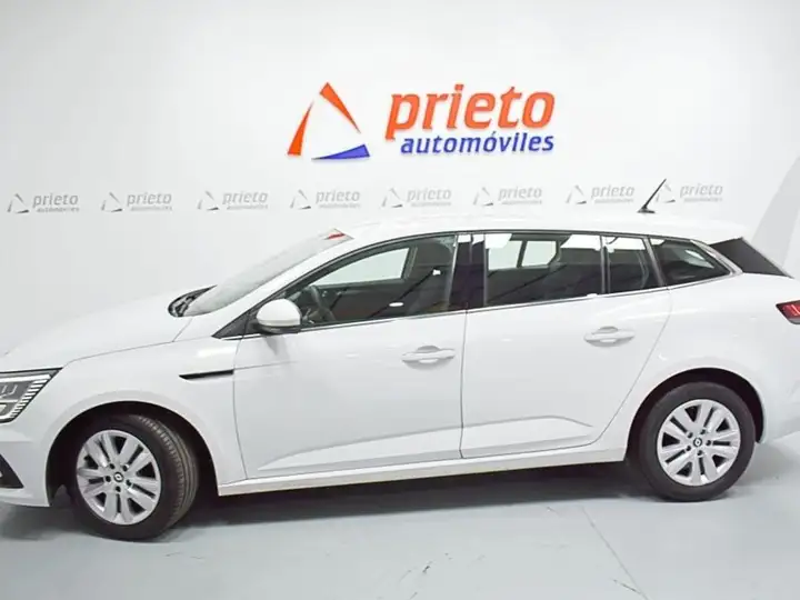 Renault Mégane 2023, foto 15