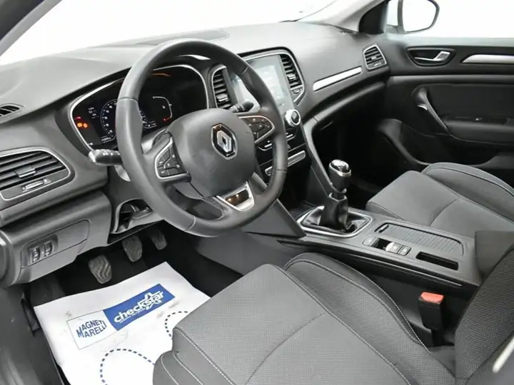 Renault Mégane 2023, foto 8