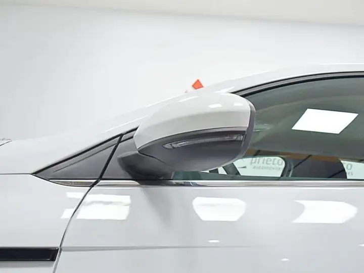 Renault Mégane 2023, foto 6