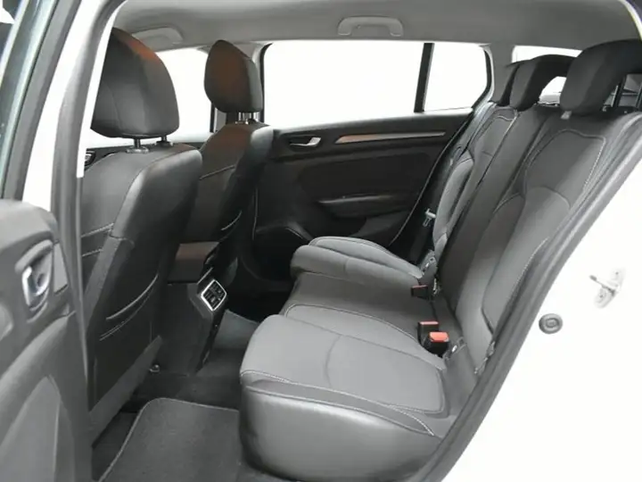 Renault Mégane 2023, foto 27
