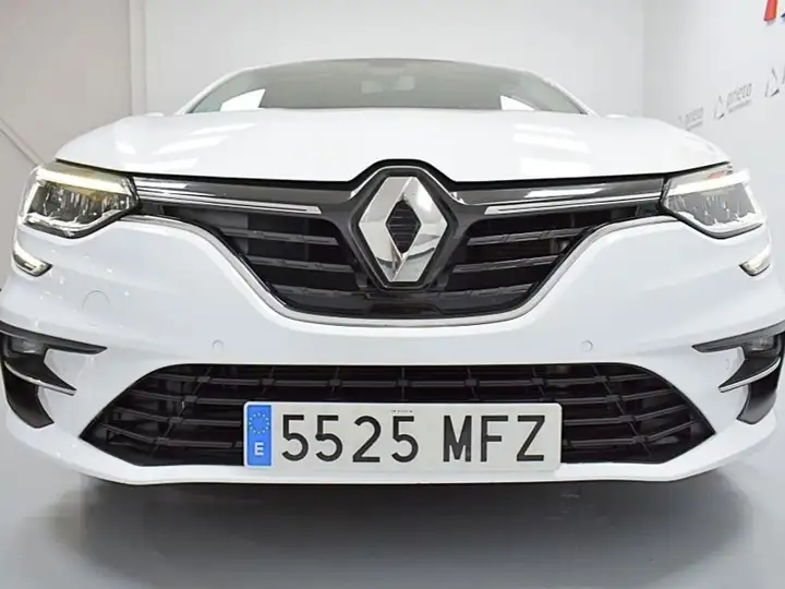 Renault Mégane 2023, foto 41
