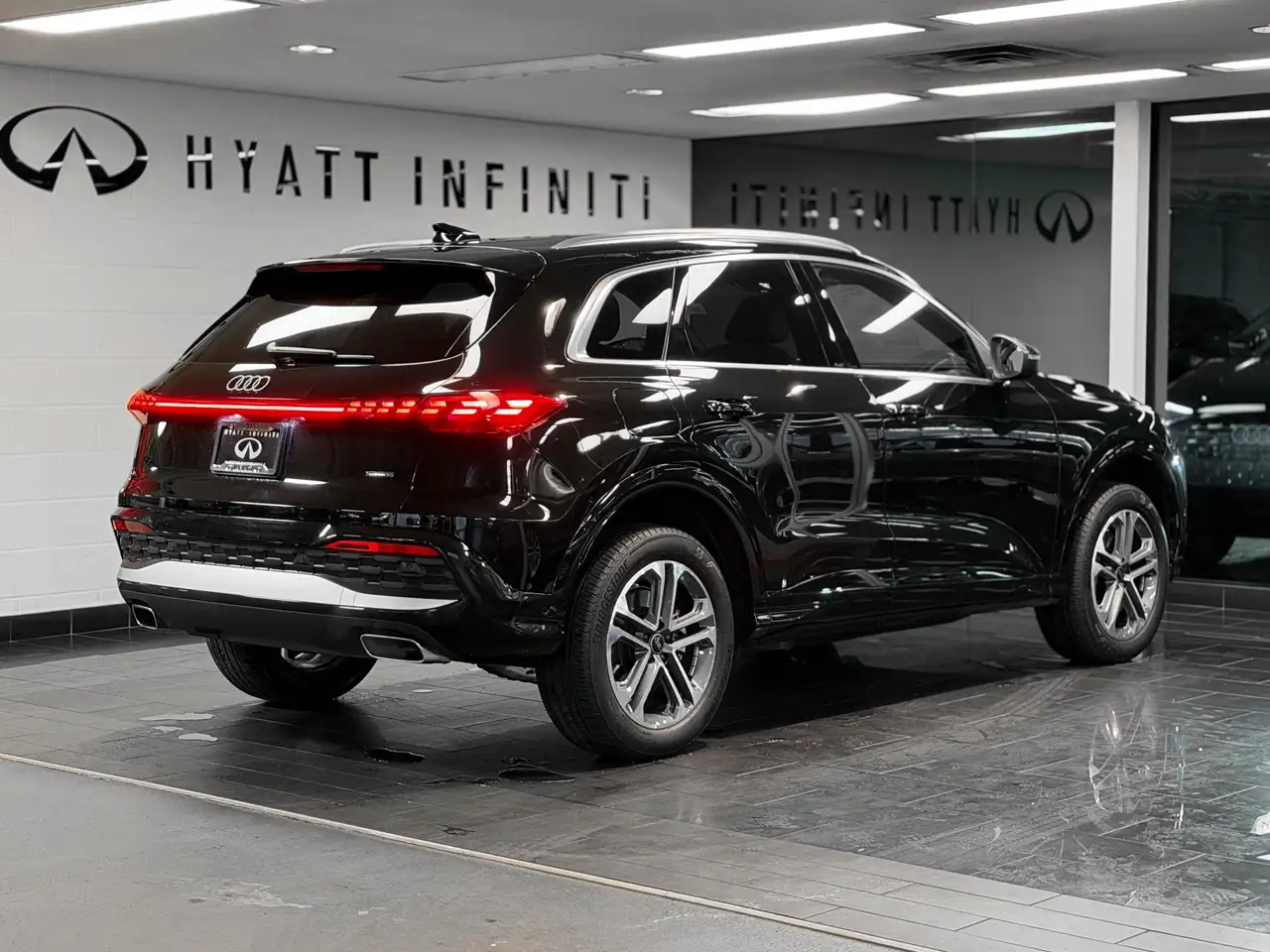 Audi Q5 снимка Audi Q5