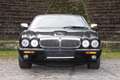 Jaguar XJ 4.0 Sovereign Schwarz - thumbnail 1