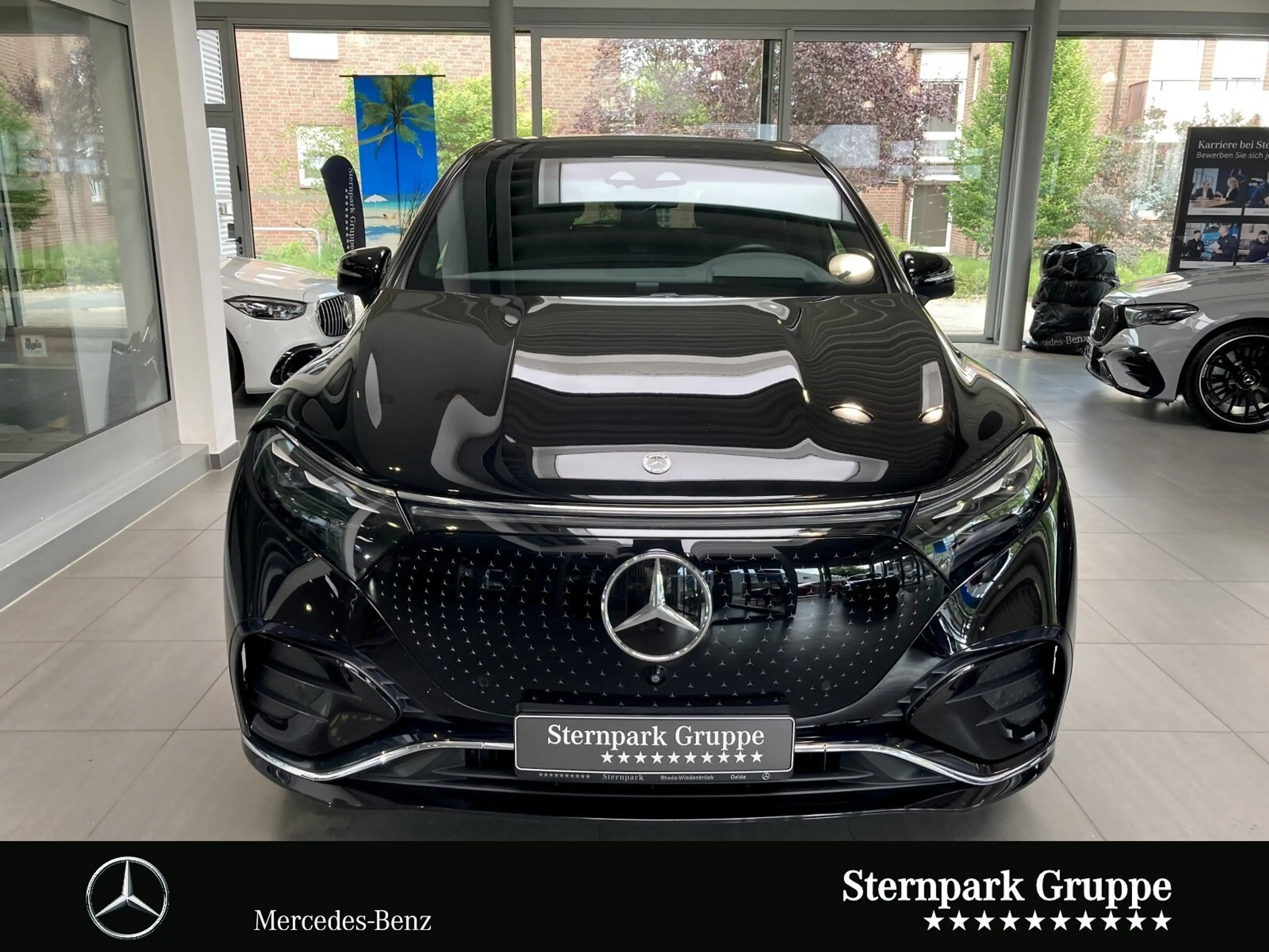 Mercedes-Benz EQS SUV EQS 450 4M SUV AMG 7Sitze+Hyper+Pano+Bur+HUD*HAL — photo 2