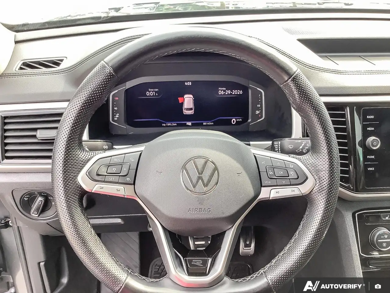 Volkswagen Atlas снимка Volkswagen Atlas