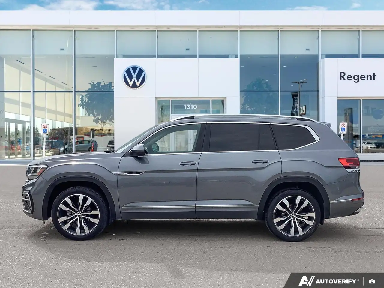 Volkswagen Atlas снимка Volkswagen Atlas