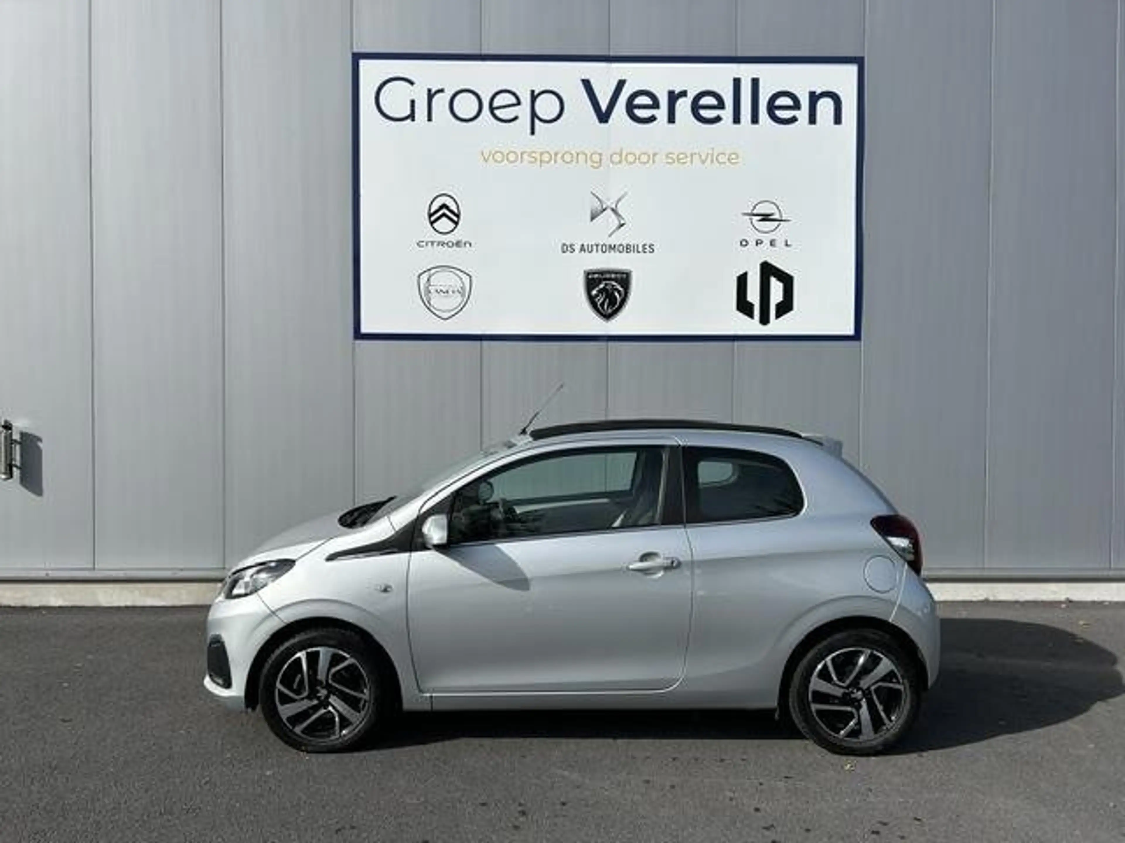 Peugeot 108 1.0 VTI Top Allure — photo 8