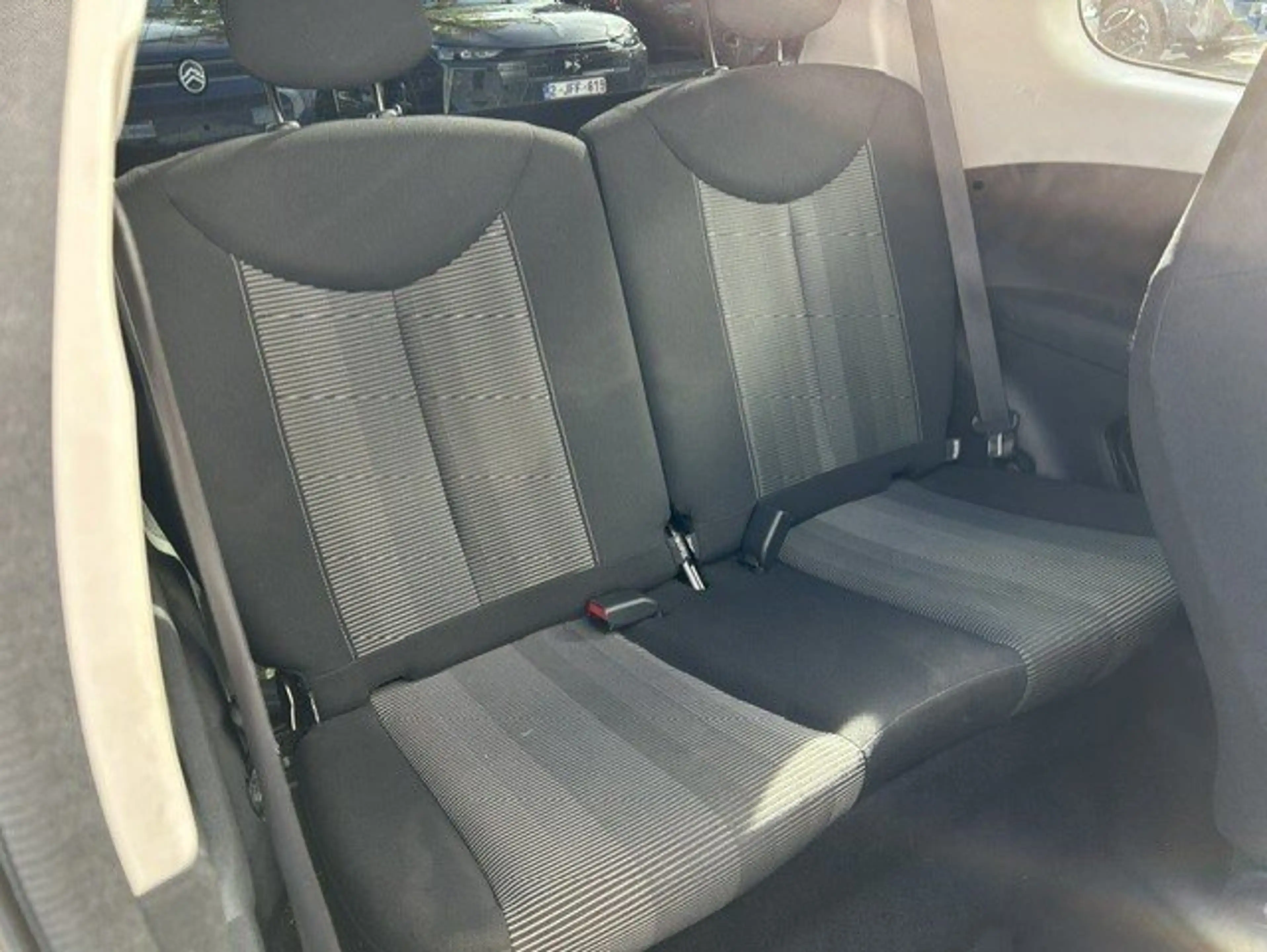 Peugeot 108 1.0 VTI Top Allure — photo 12