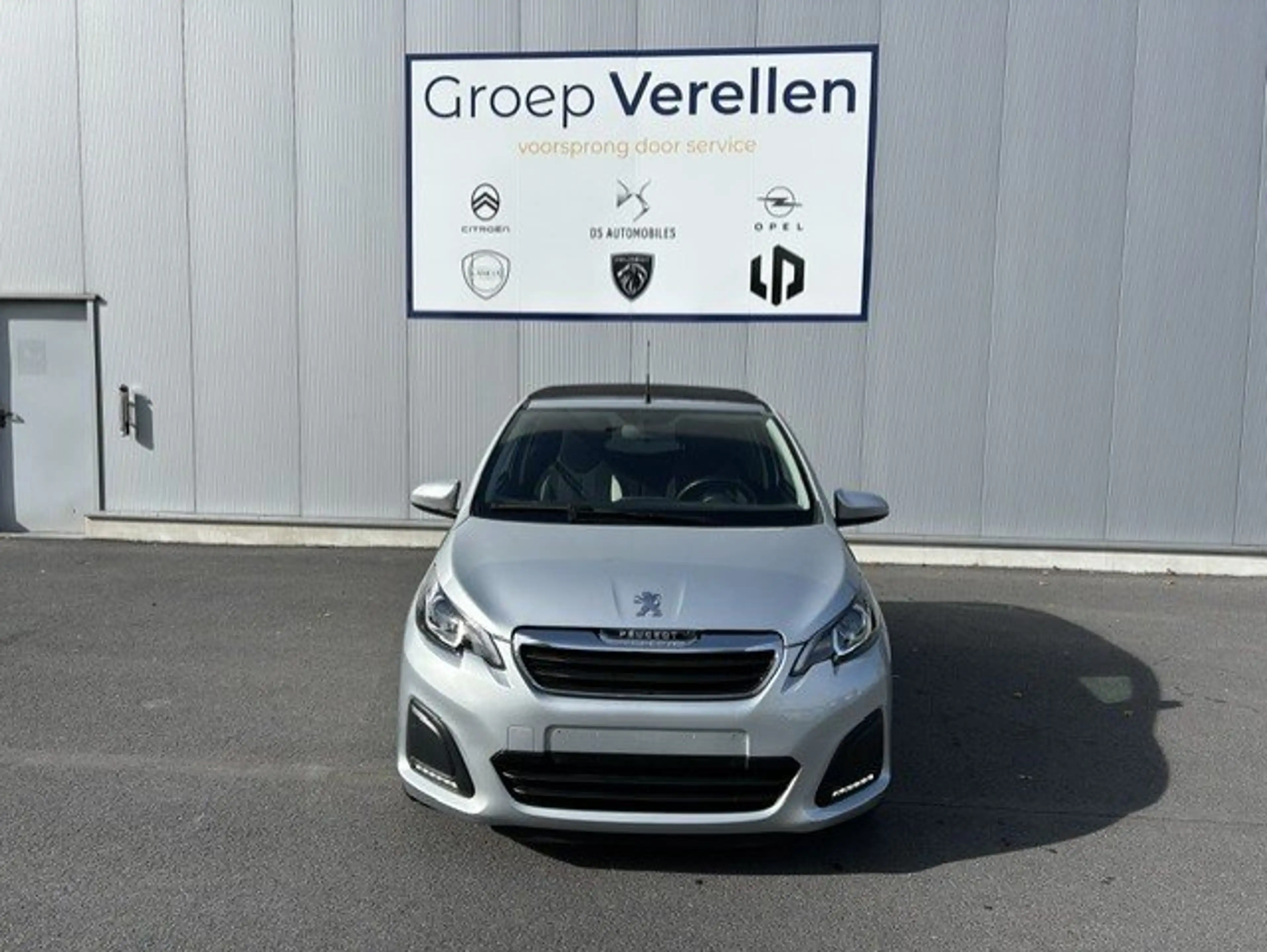Peugeot 108 1.0 VTI Top Allure — photo 2