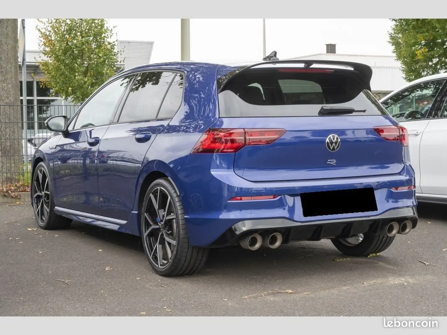 Volkswagen Golf VIII R 4Motion 320CH GPS-LED-VIRTUAL COCKPIT-JANTES 19-ECHAPPEMENT AKRAPOVIC-TOIT OUVRANT PANORAMIQUE-CUIR COMPLET-PERFOR Bleu - 2