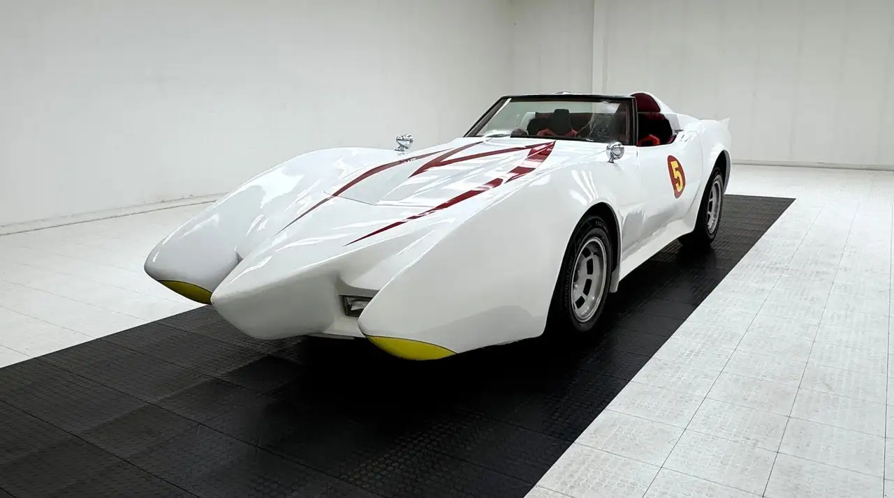 Chevrolet Corvette Convertible Mach 5 Replica, foto 1