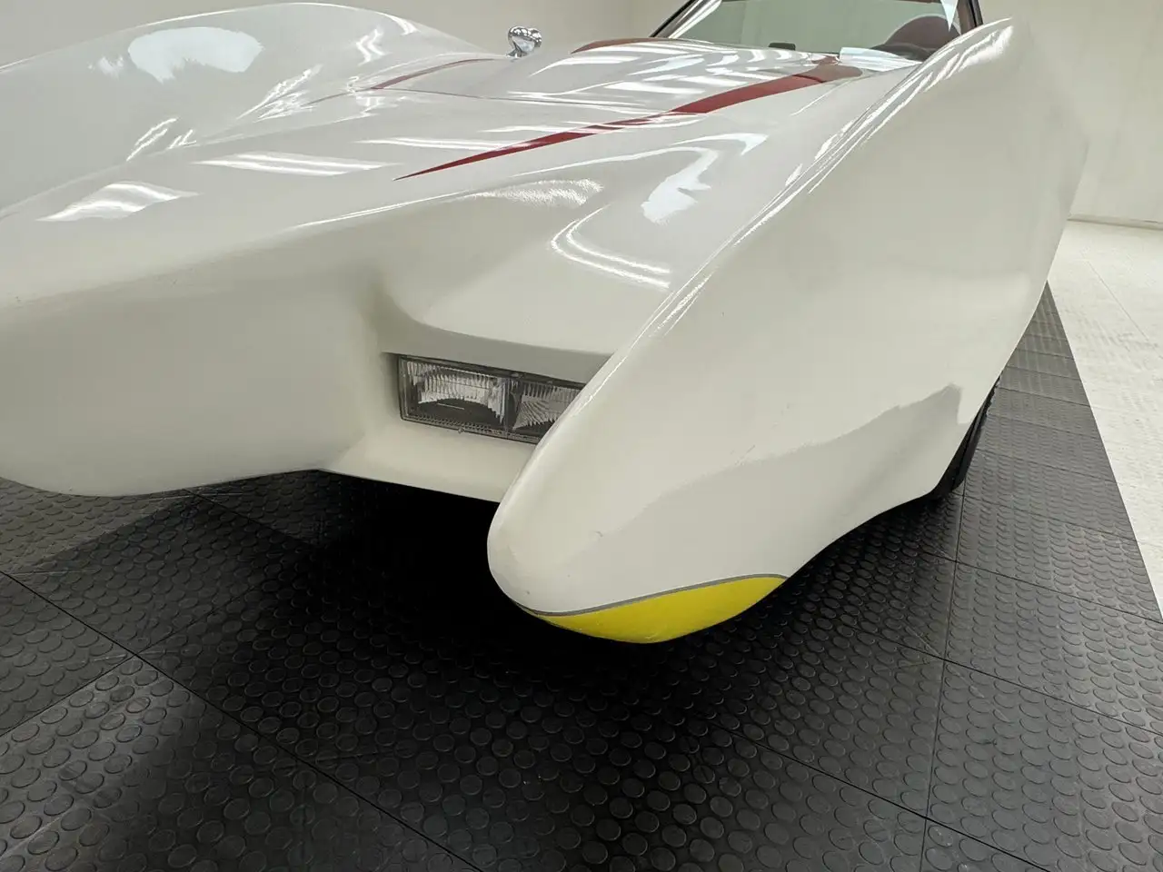 Chevrolet Corvette Convertible Mach 5 Replica, foto 11