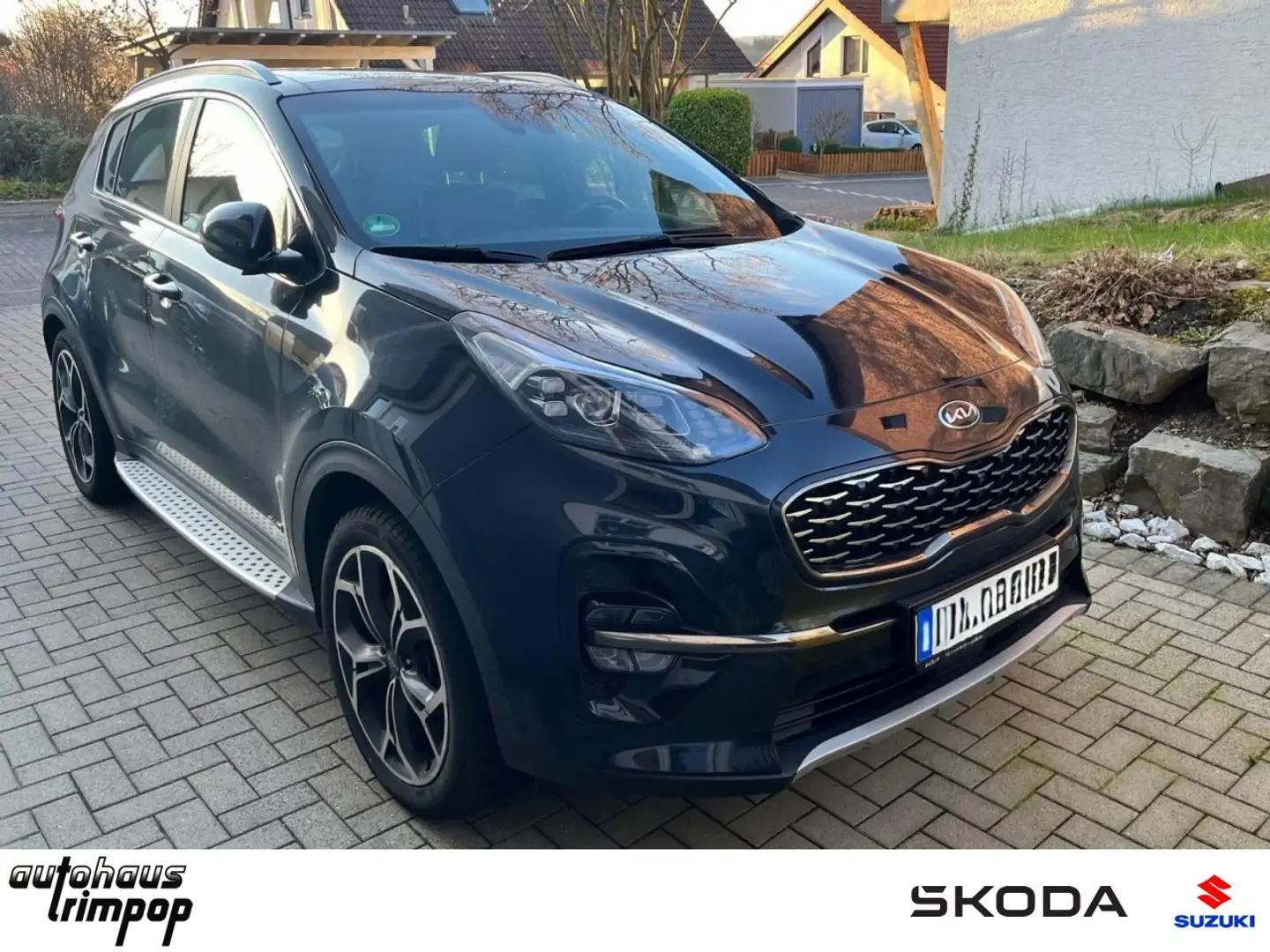 Kia Sportage 2.0 CRDi GTLine 4x4 PANO NAVI AHK LEDER Klima Nero - 1