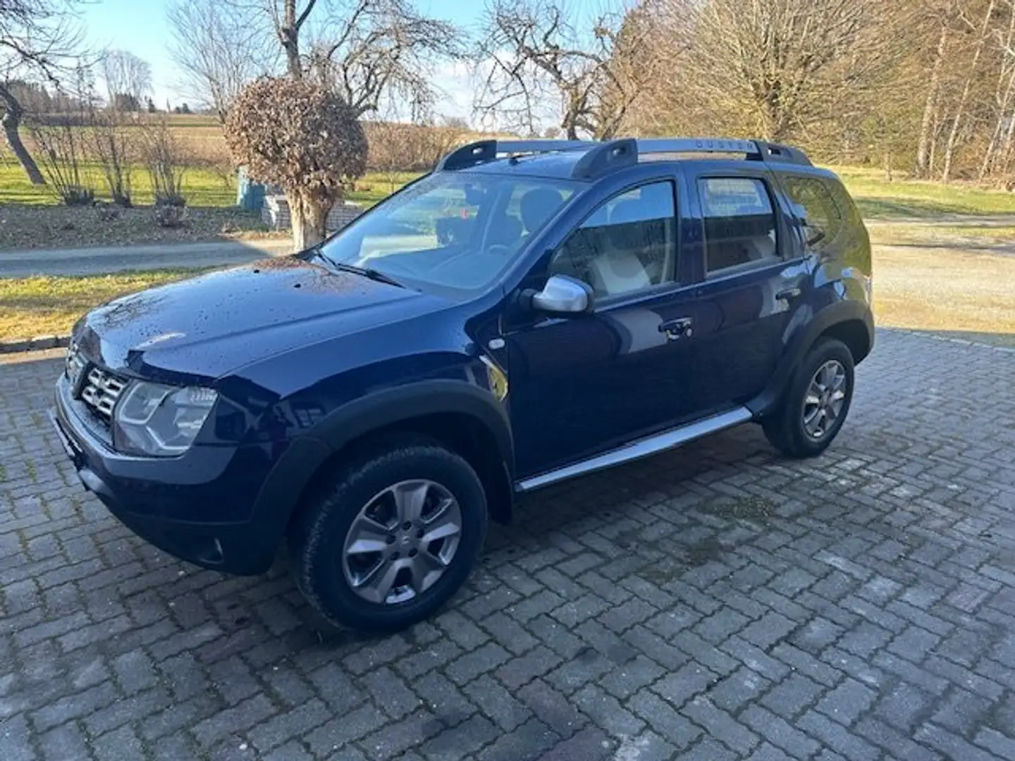 Dacia Duster Duster TCe 125 4x4 Urban Explorer Allrad Modrá - 1