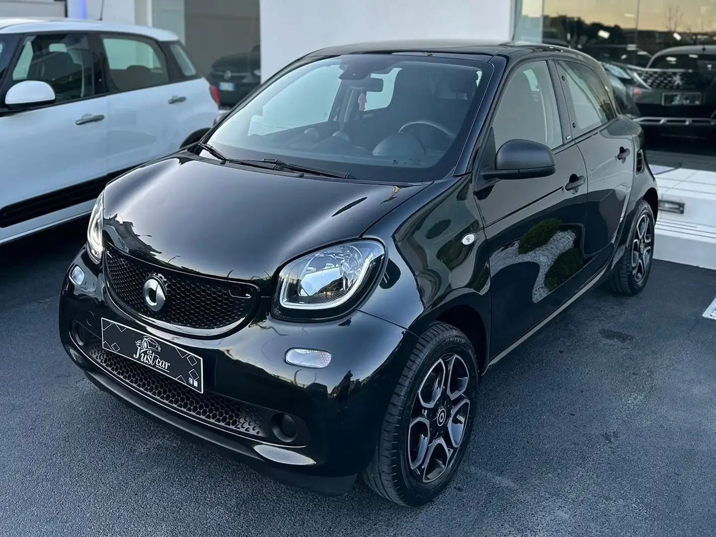 smart forFour 1.0 Passion 71cv twinamic-Tetto Panoramico Fekete - 1
