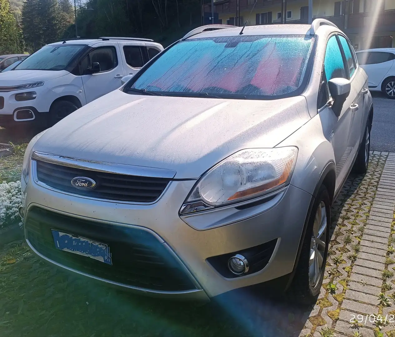 Ford Kuga 2.0 tdci Titanium 4wd 136cv dpf Argento - 1