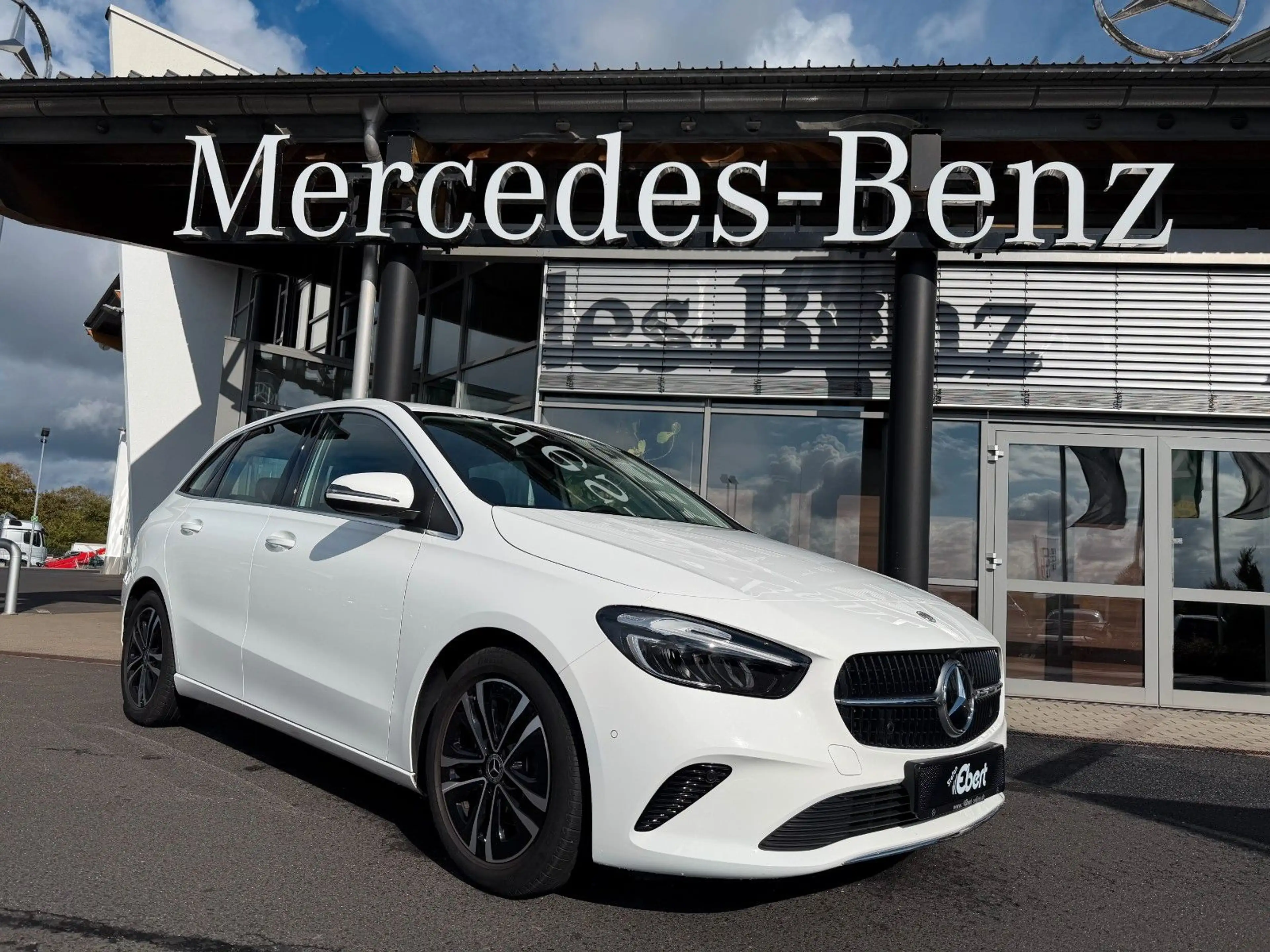Mercedes-Benz B 200 d PROGRESSIVE+LED+LENKRADHEIZ+PARK+SPIEGEL+
