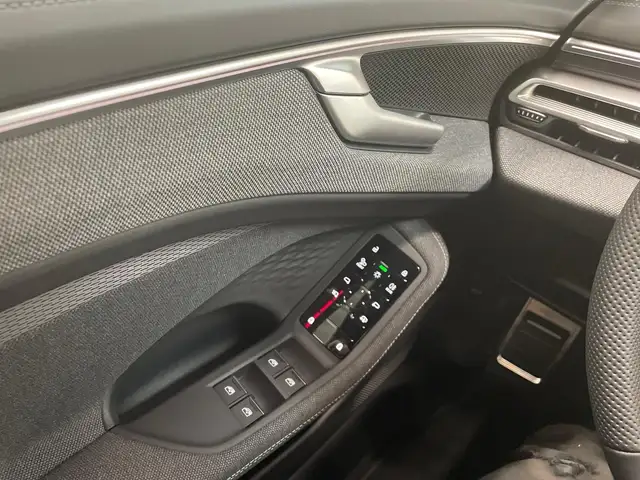 Audi A6 Avant S-Line 2.0 TDI 204PS/150kW Quattro Prolin... Ansicht 6