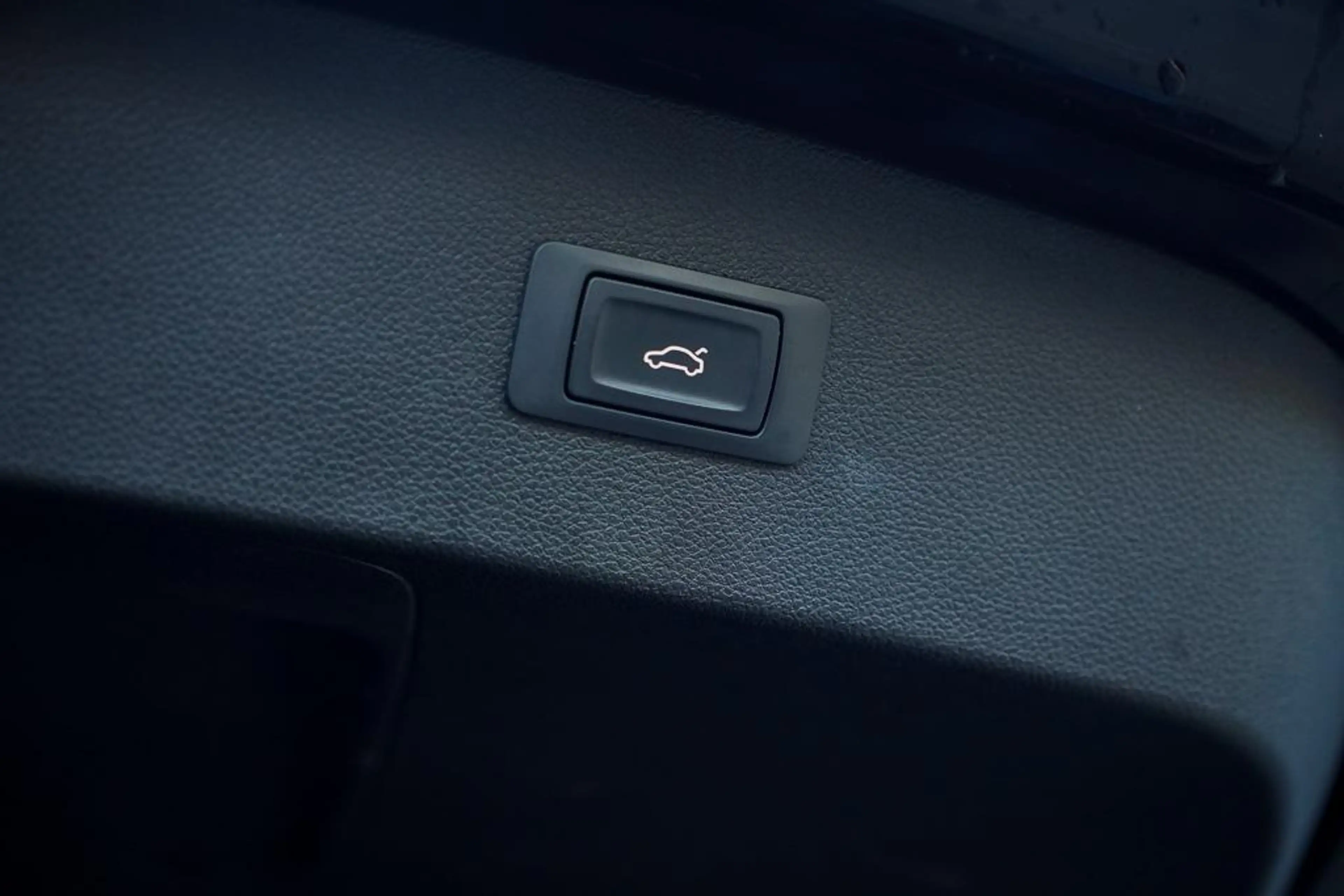 Audi S7 Sportback 4.0 TFSI A7 quattro Pro Line Plus / Luch — photo 28