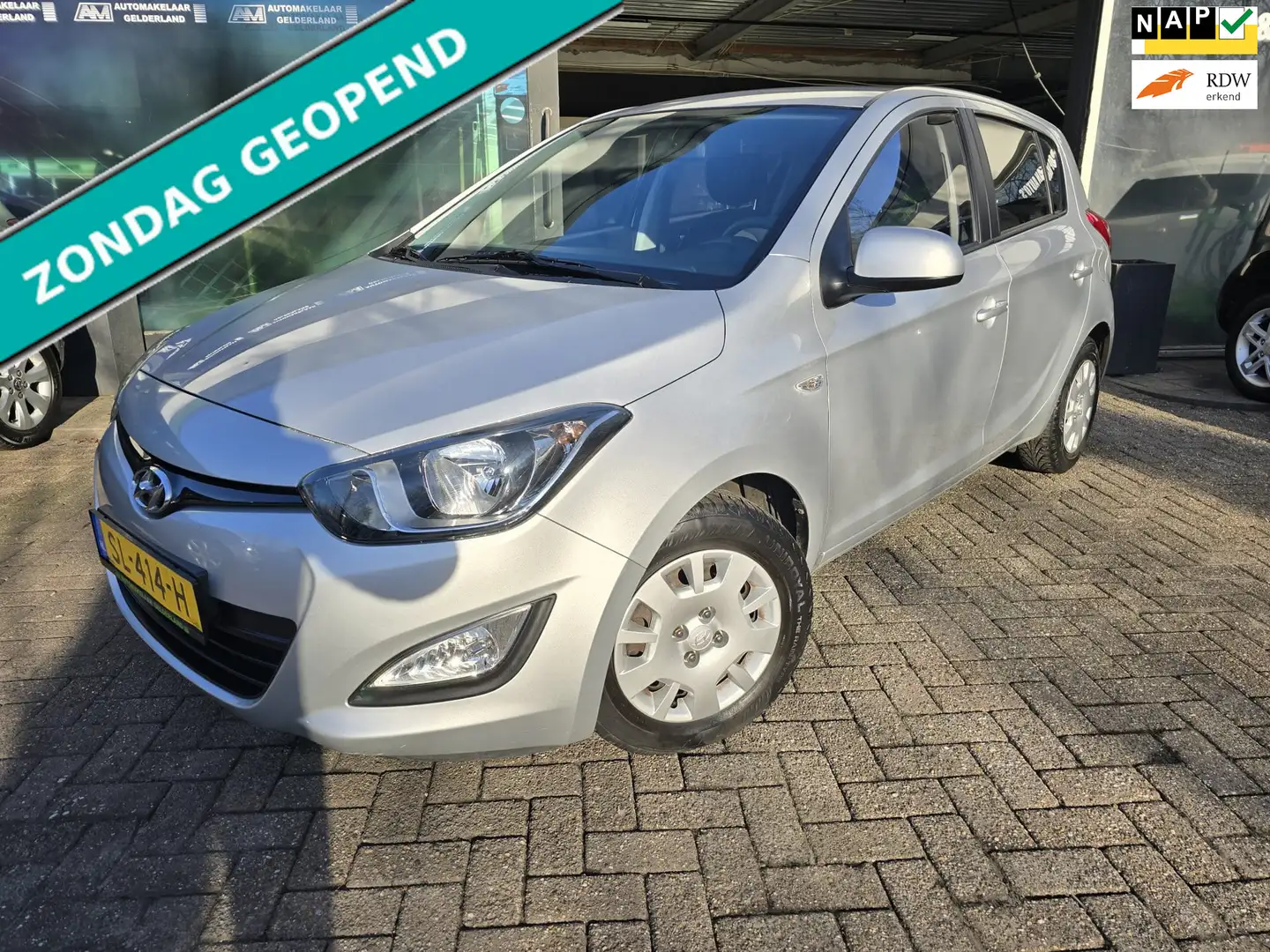 Hyundai i20 1.2i i-Drive | 2E EIGENAAR | 12 MND GARANTIE | AIR Grijs - 1