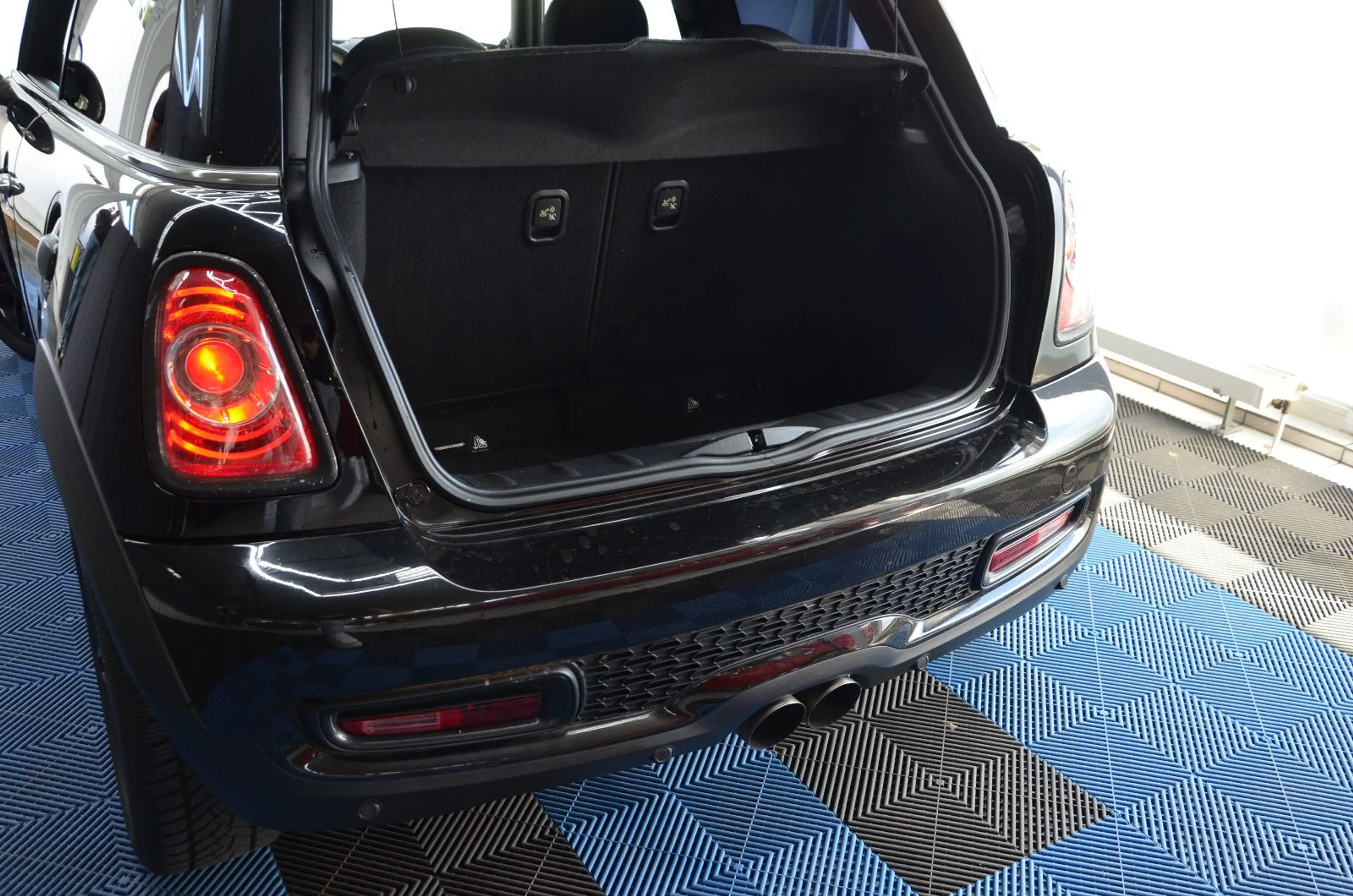 MINI Cooper S *AUTOMATIK*LEDER*NAVI*SITZHZG*TÜV 03-27 — photo 15