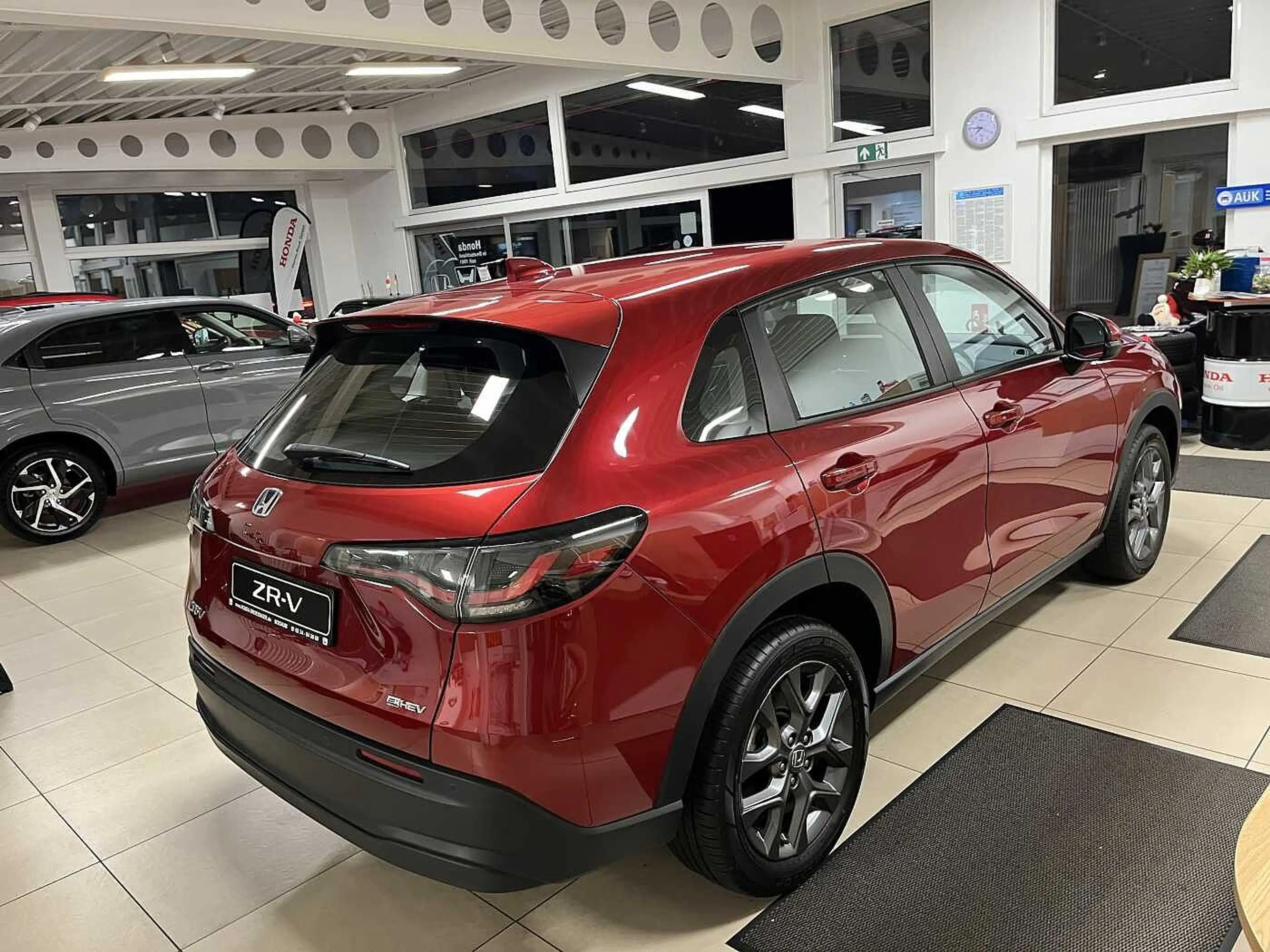 Honda ZR-V Hybrid e:HEV 2.0 i-MMD Elegance — photo 3