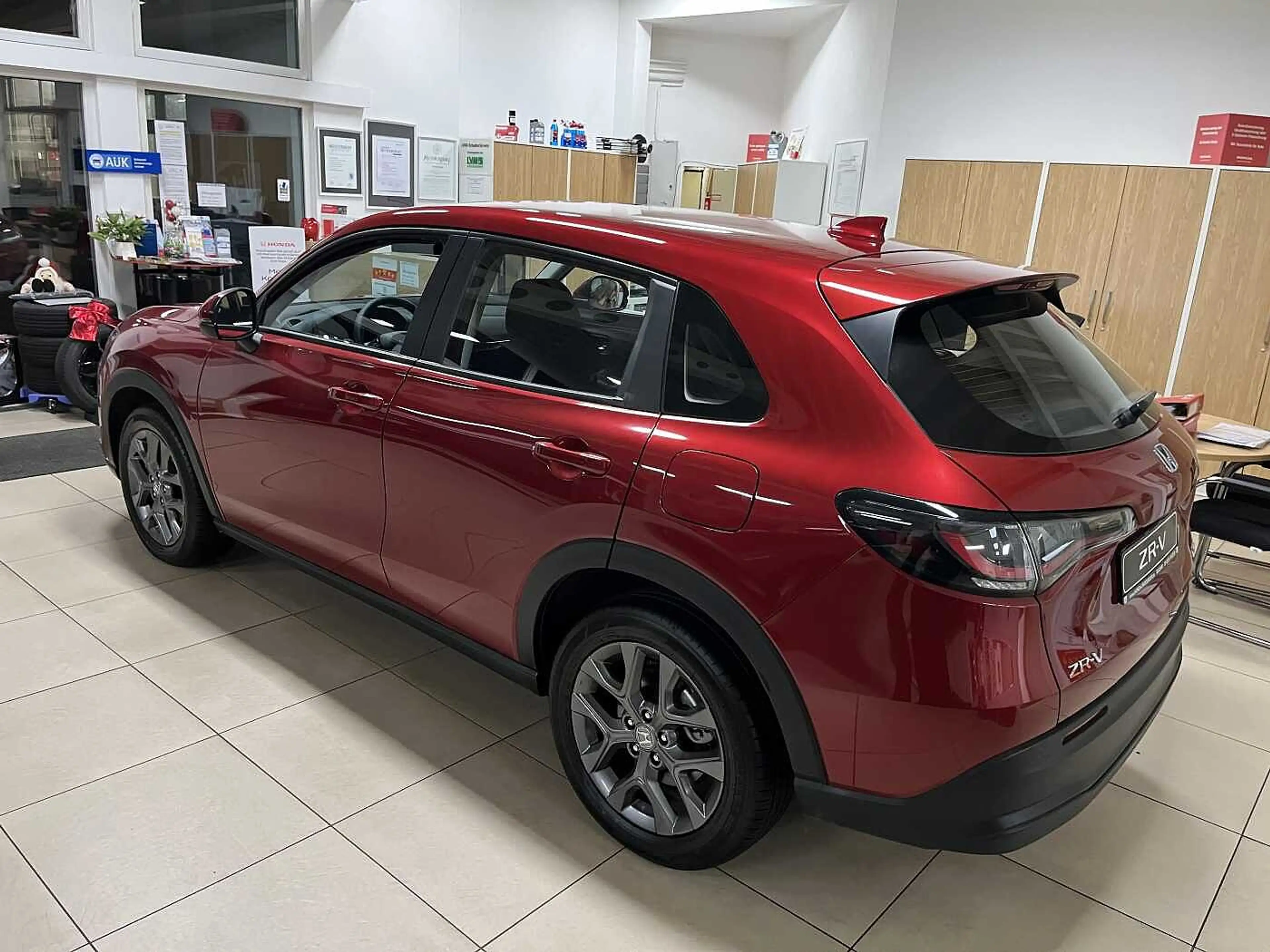 Honda ZR-V Hybrid e:HEV 2.0 i-MMD Elegance — photo 4