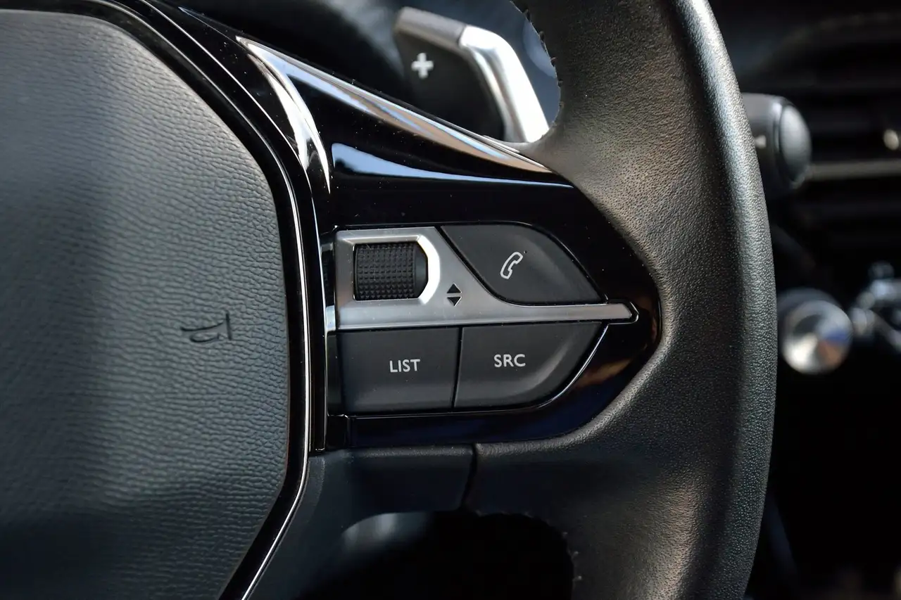 Peugeot 2008 1.2 PureTech 130PK Allure Navigatie Trekhaak, миниатюра 15