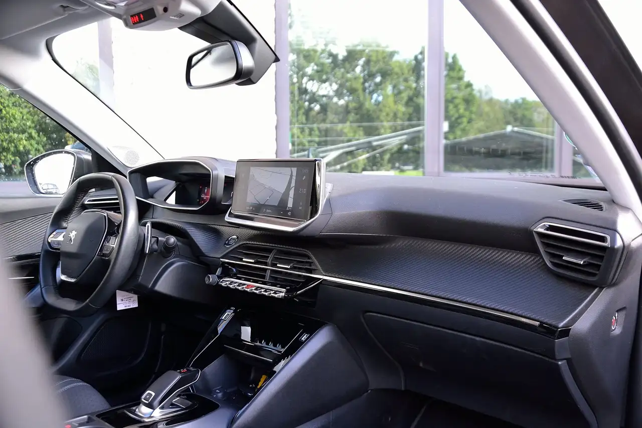 Peugeot 2008 1.2 PureTech 130PK Allure Navigatie Trekhaak, миниатюра 9