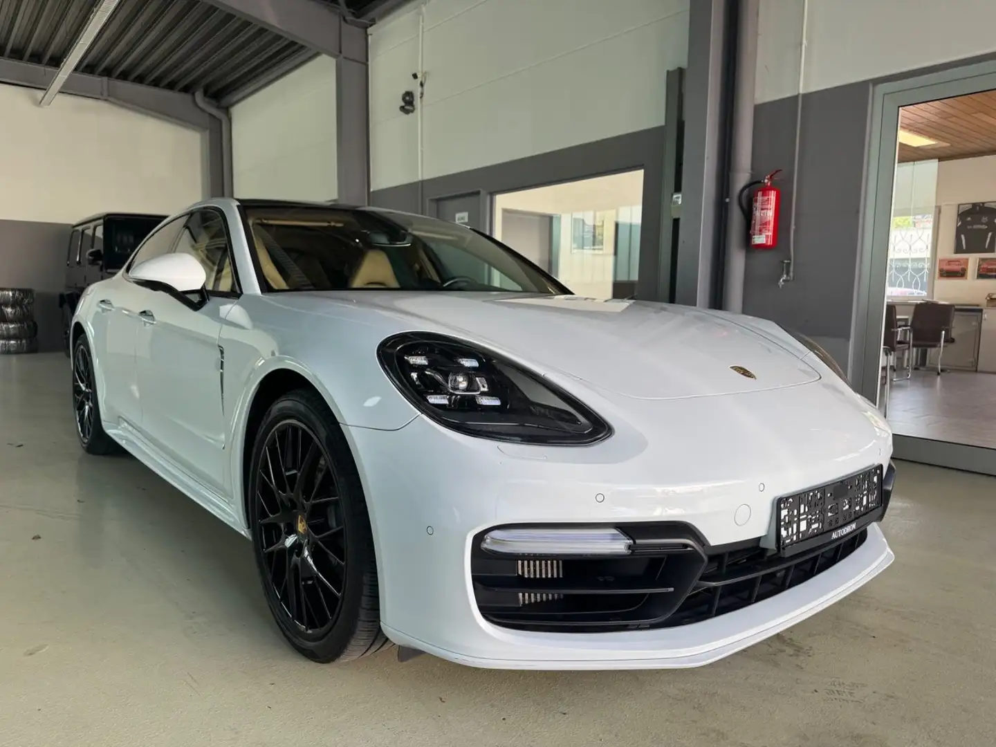 Porsche Panamera 4S Diesel Sport-Design-Pa.+Sport-Chrono Blanc - 1