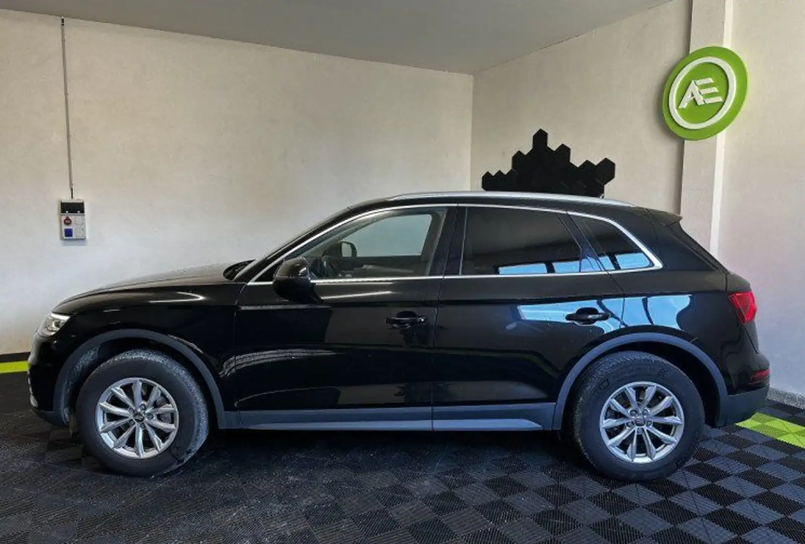 Audi Q5 II 2.0 TDI quattro S tronic 7 Schwarz - 2