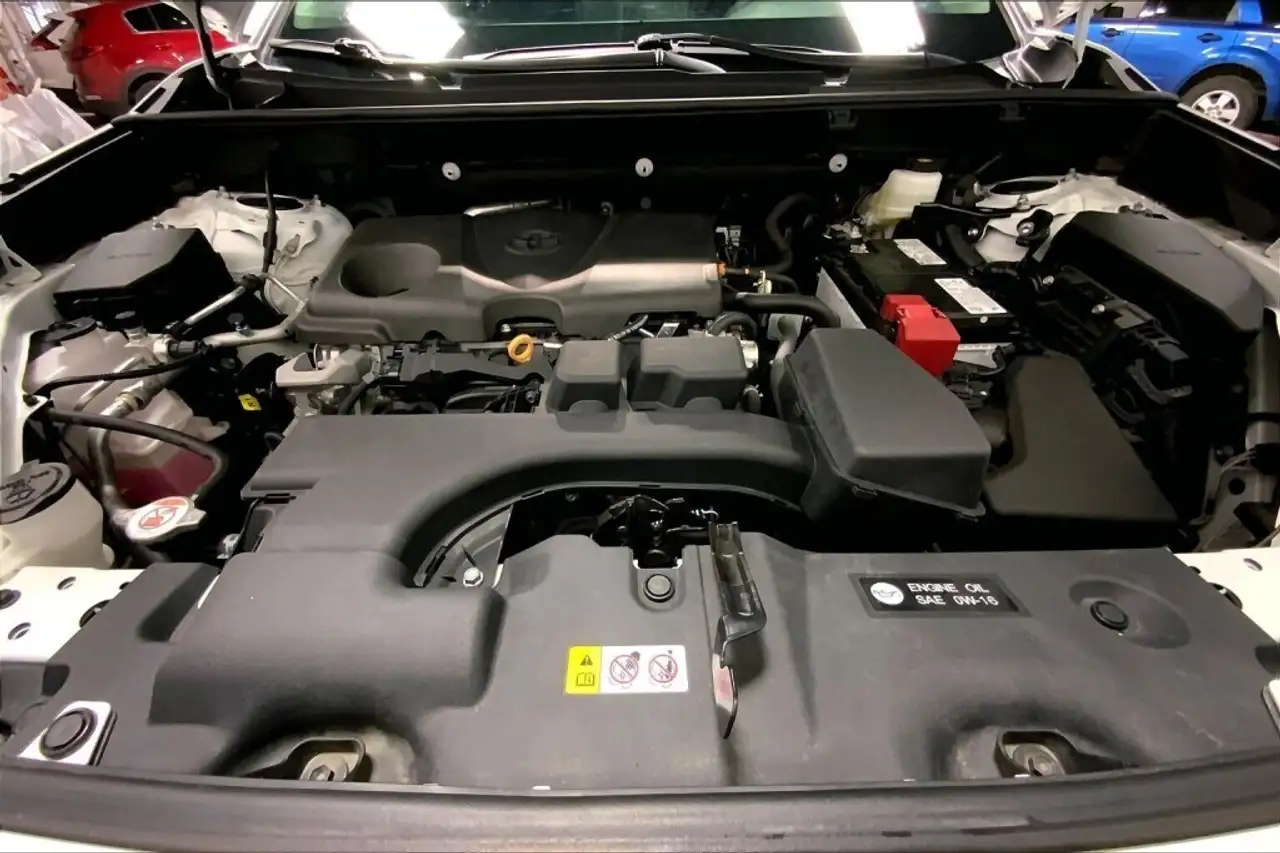 Toyota RAV 4 снимка Toyota RAV 4