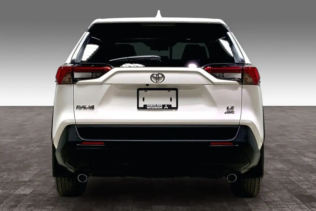 Toyota RAV 4 снимка Toyota RAV 4