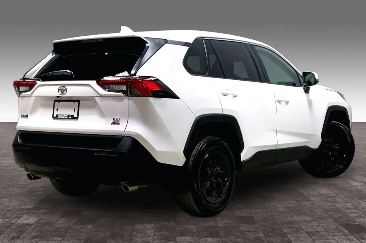 Toyota RAV 4 снимка Toyota RAV 4