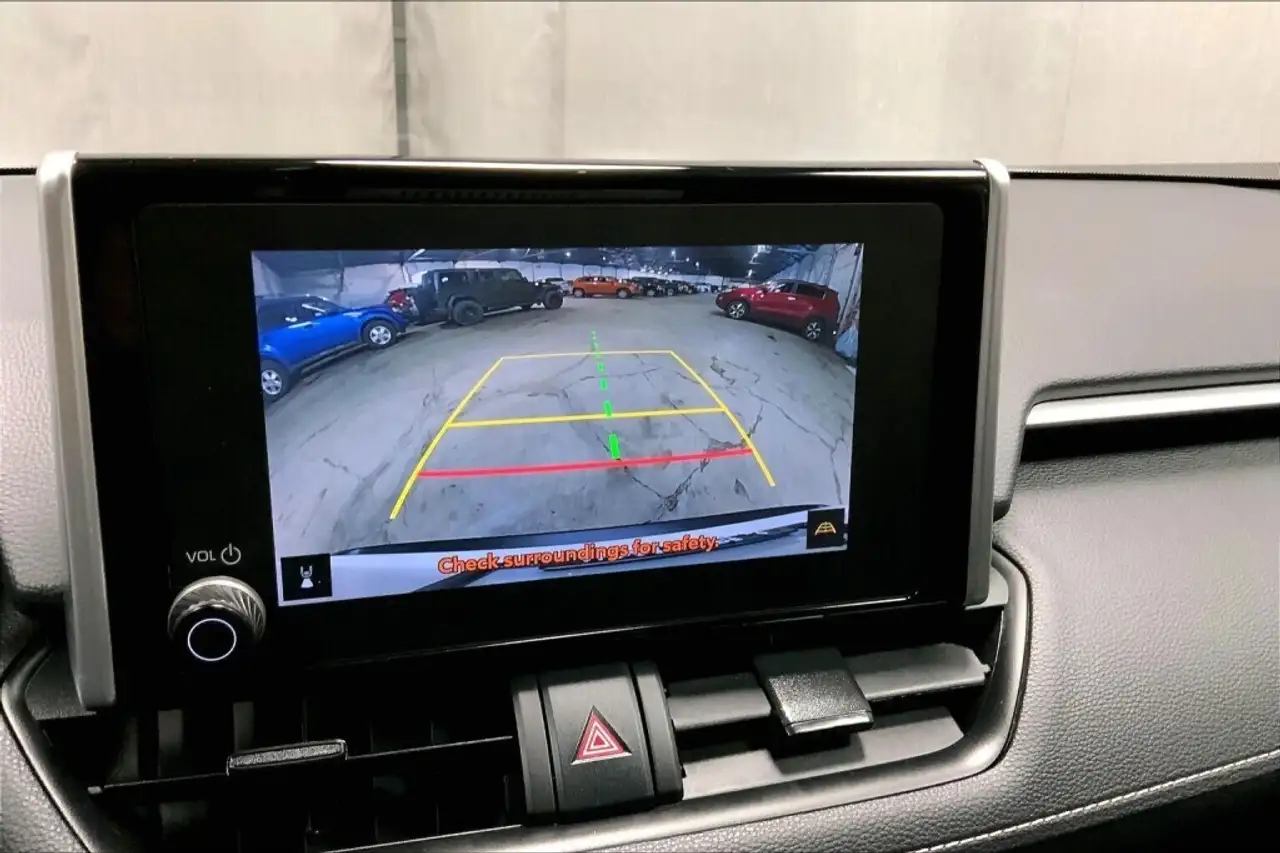 Toyota RAV 4 снимка Toyota RAV 4