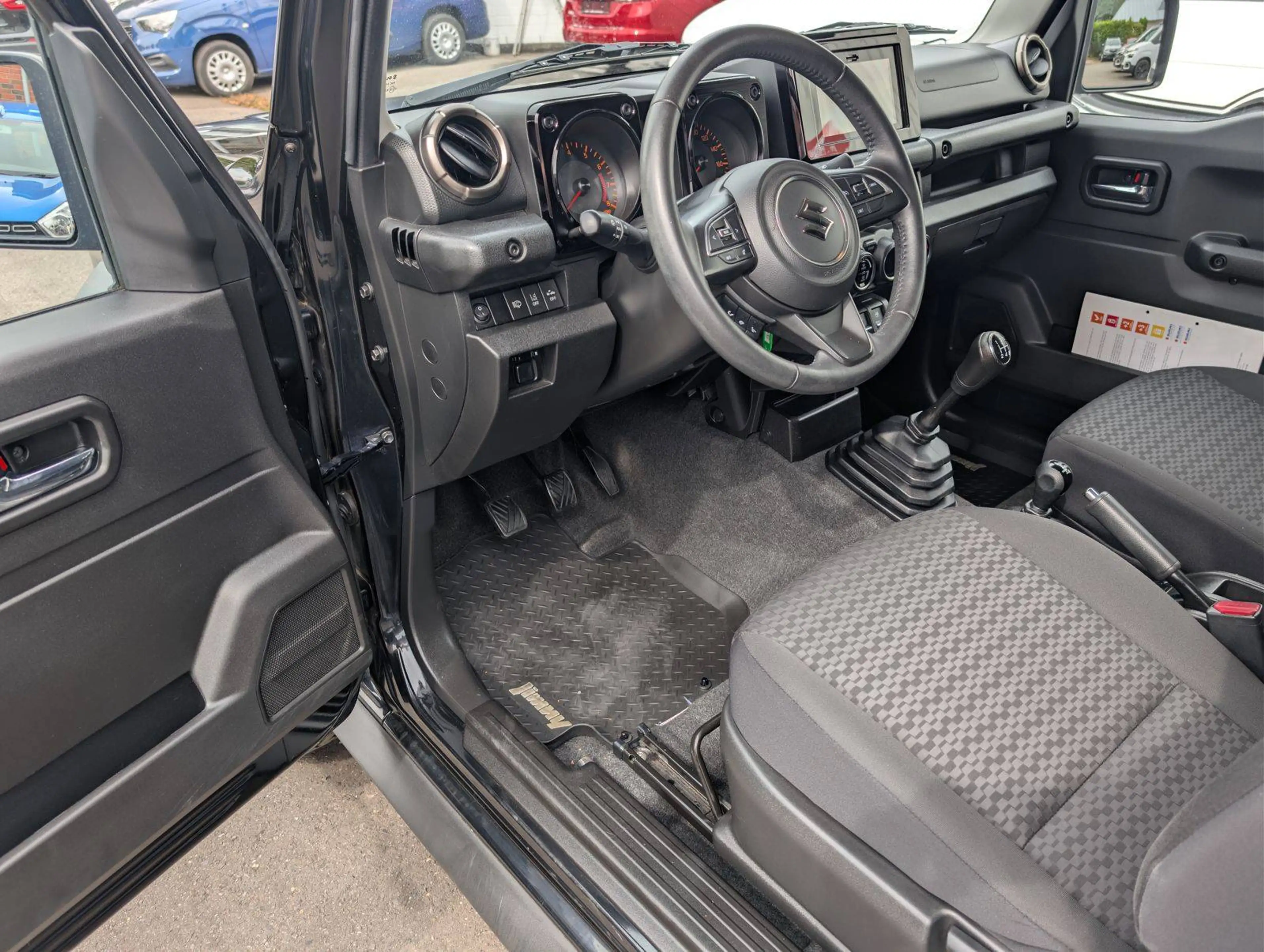 Suzuki Jimny Comfort+ AllGrip Navi+Cam/Klimaaut./Alu — photo 8