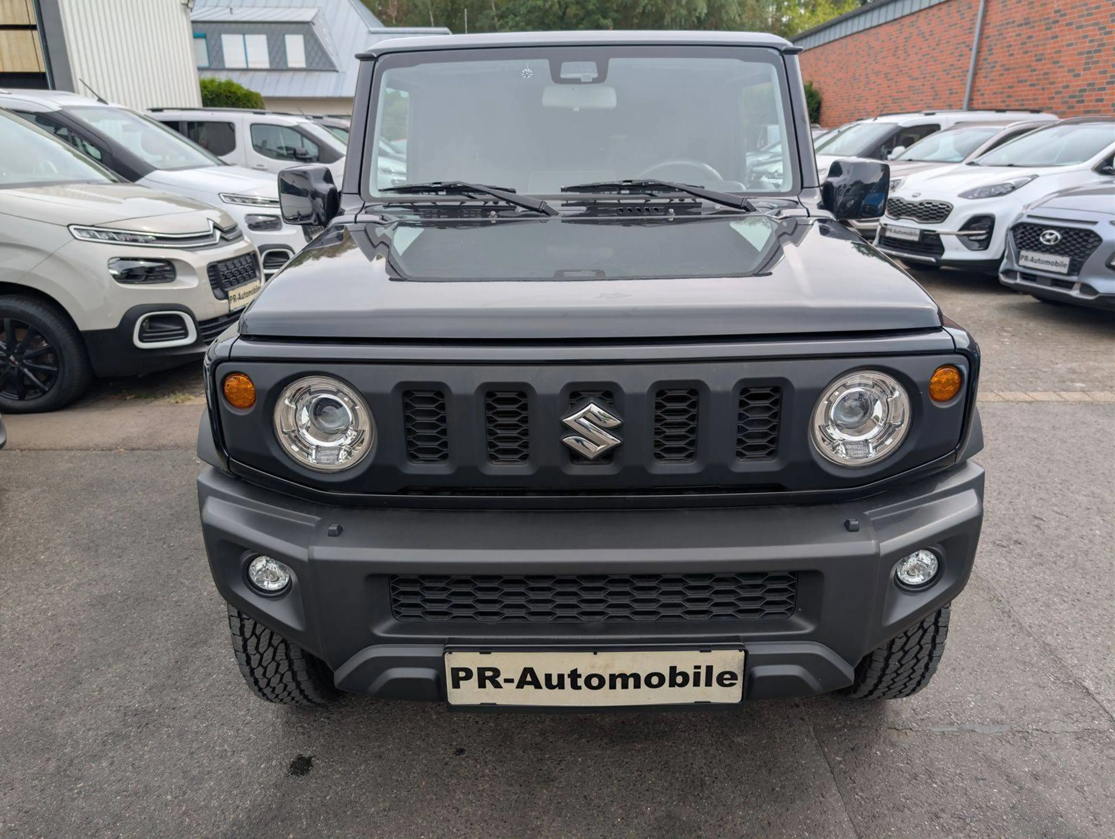 Suzuki Jimny Comfort+ AllGrip Navi+Cam/Klimaaut./Alu — photo 2