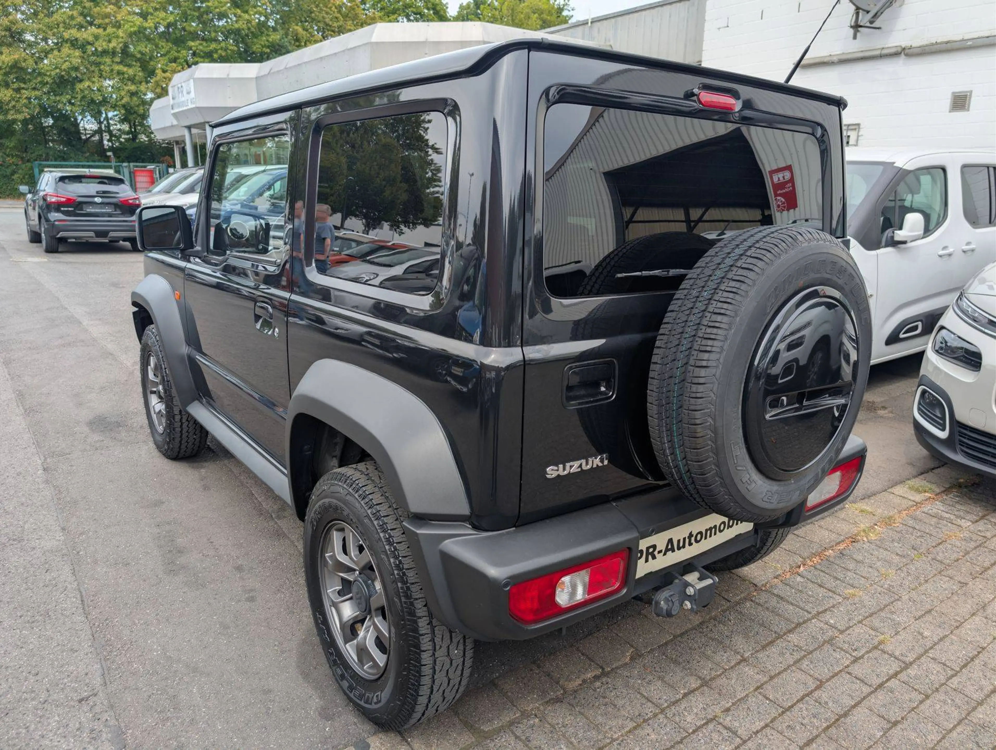 Suzuki Jimny Comfort+ AllGrip Navi+Cam/Klimaaut./Alu — photo 6