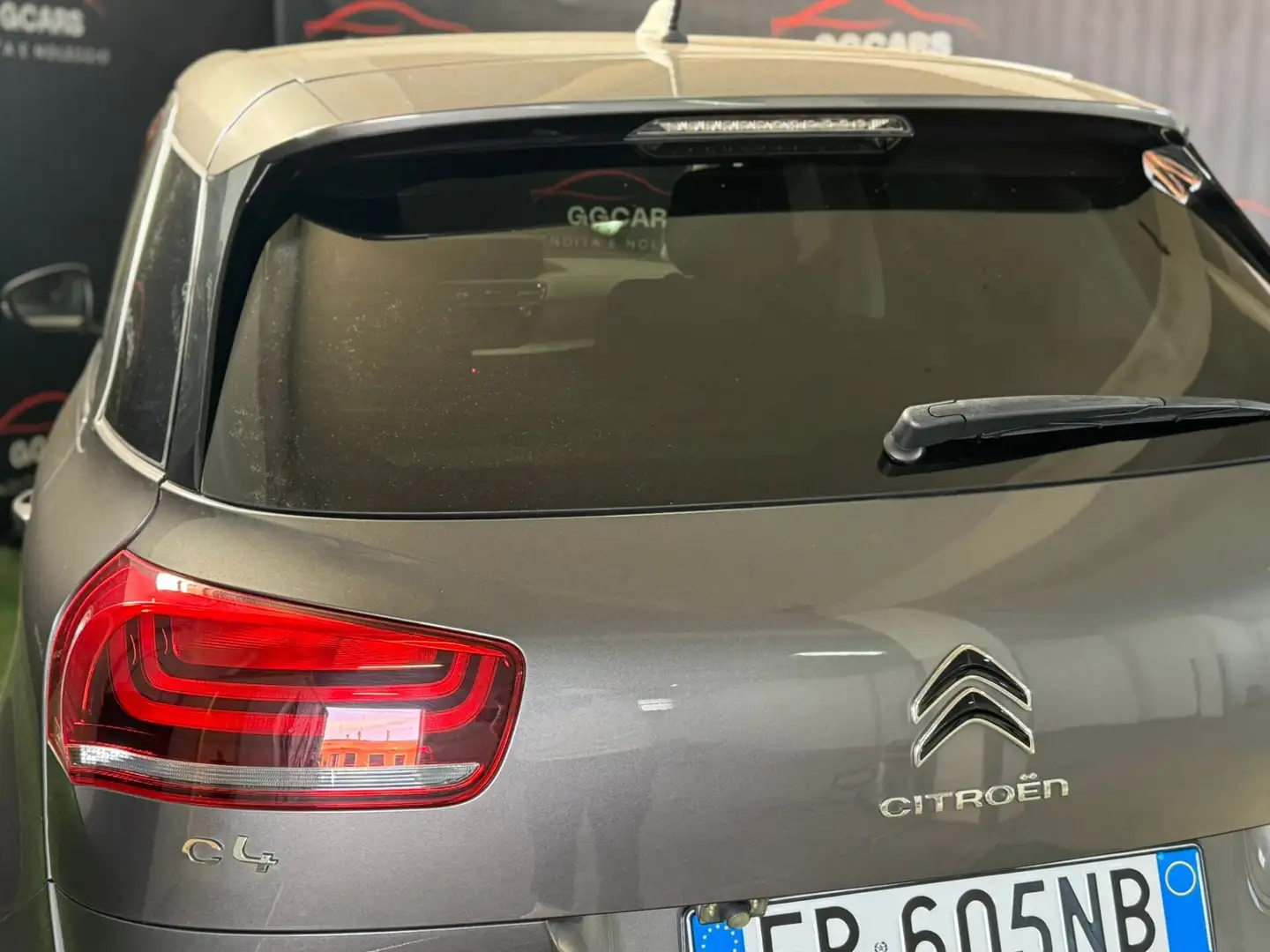 Citroen C4 Picasso BlueHDi 120 S&S Shine Grau - 2