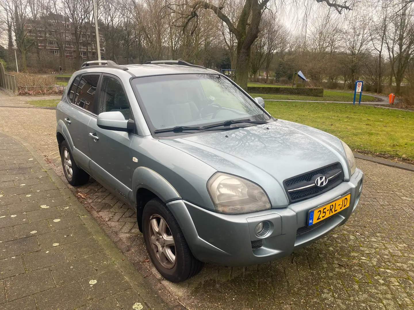 Hyundai TUCSON TUCSON 2.0i Dynamic Blauw - 2