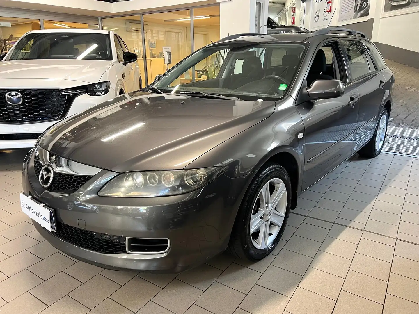 Mazda 6 6 Wagon 2.0 cd Executive 143cv Grigio - 2
