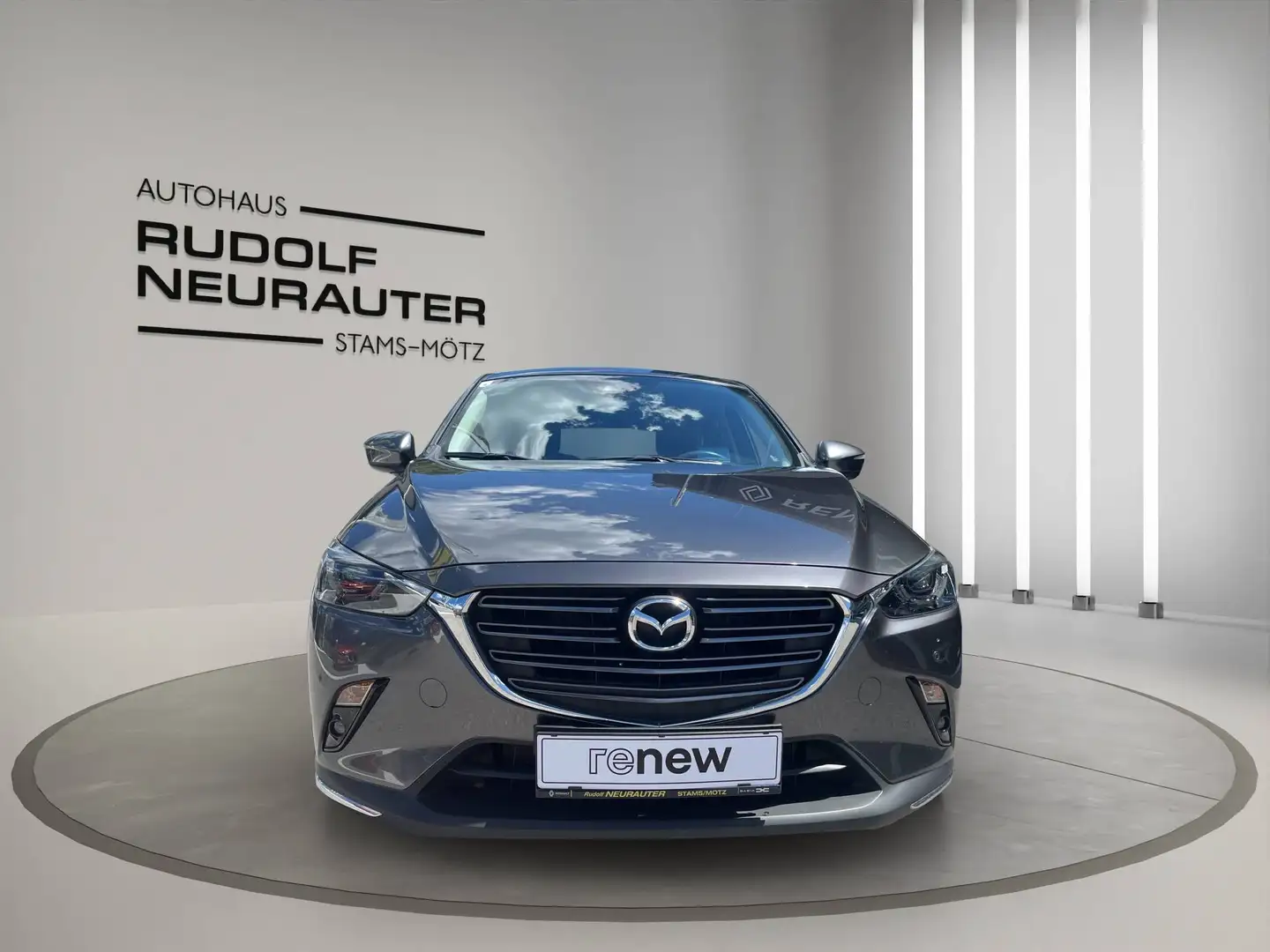 Mazda CX-3 Revolution Grau - 2