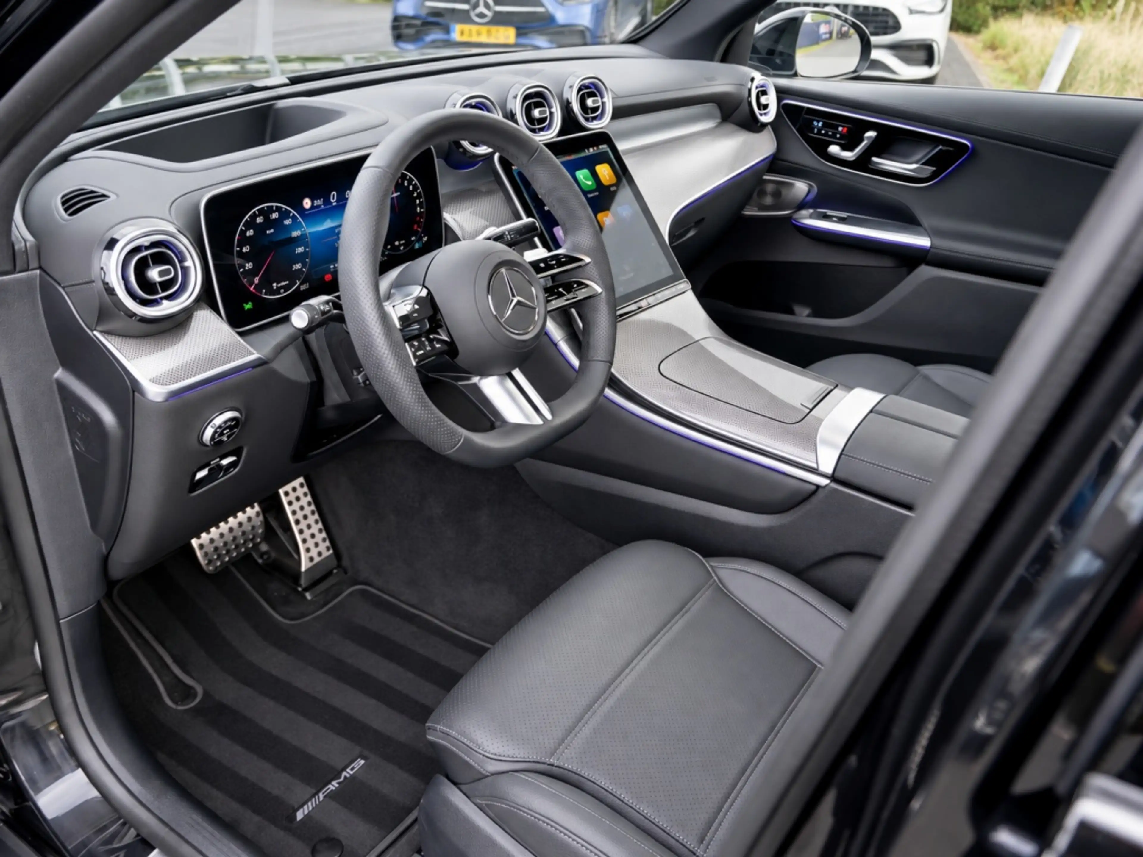 Mercedes-Benz GLC 400 400e 4MATIC AMG Line | Premium Plus | Techniek Pak — photo 3