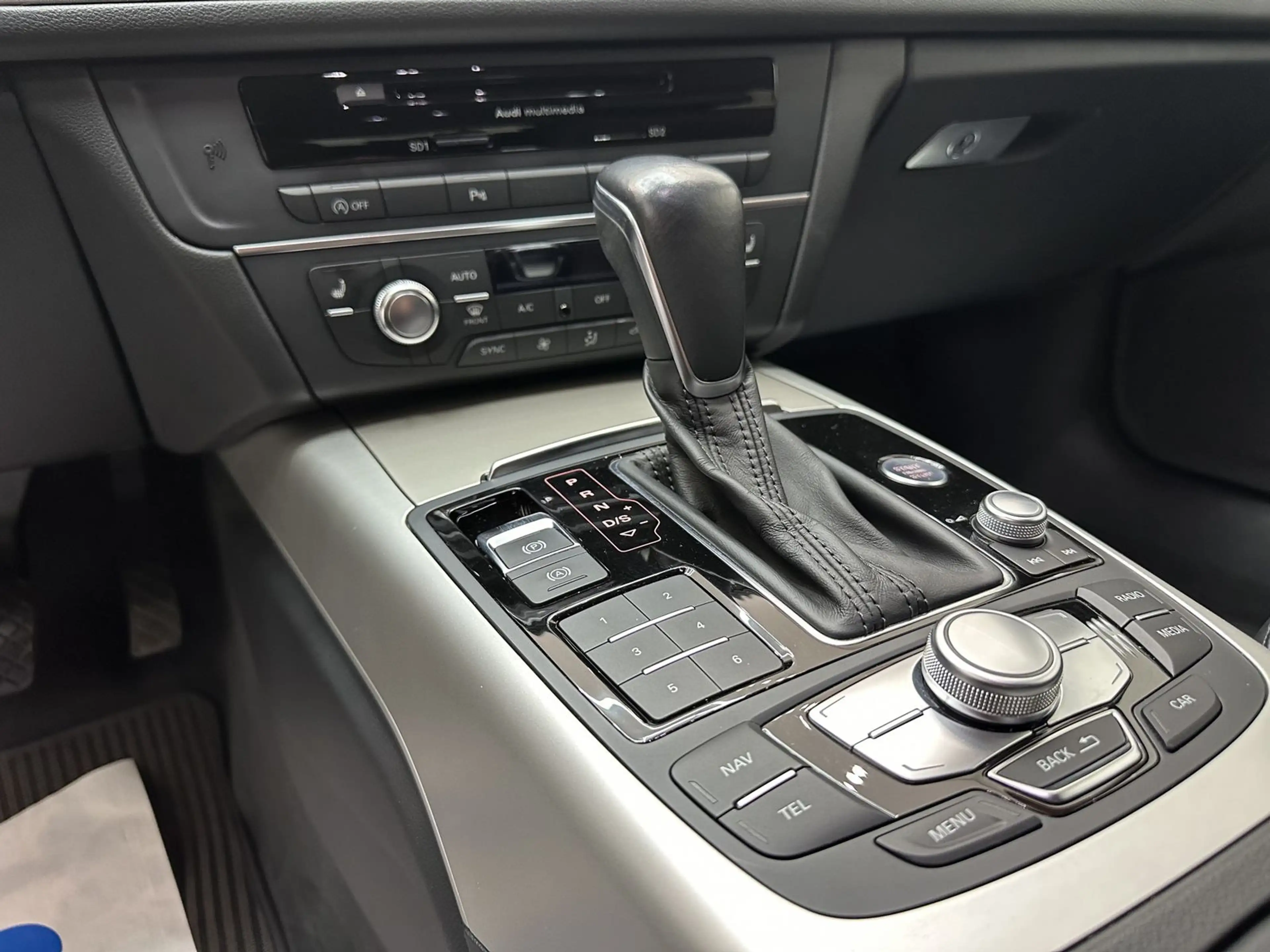 Audi A6 allroad 3.0 TDI " NAVI-CAM-SITZH-MULTI-PDC" — photo 14